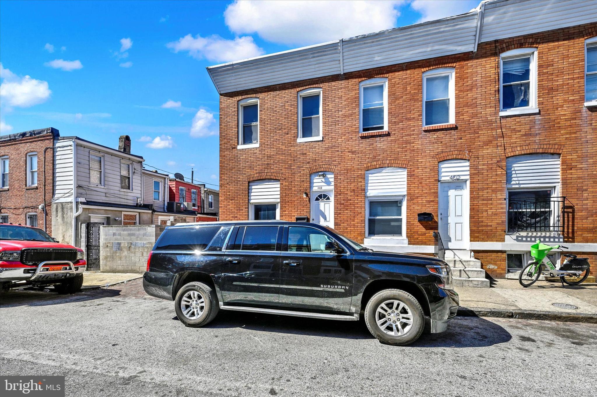 ELLWOOD PARK - Residential