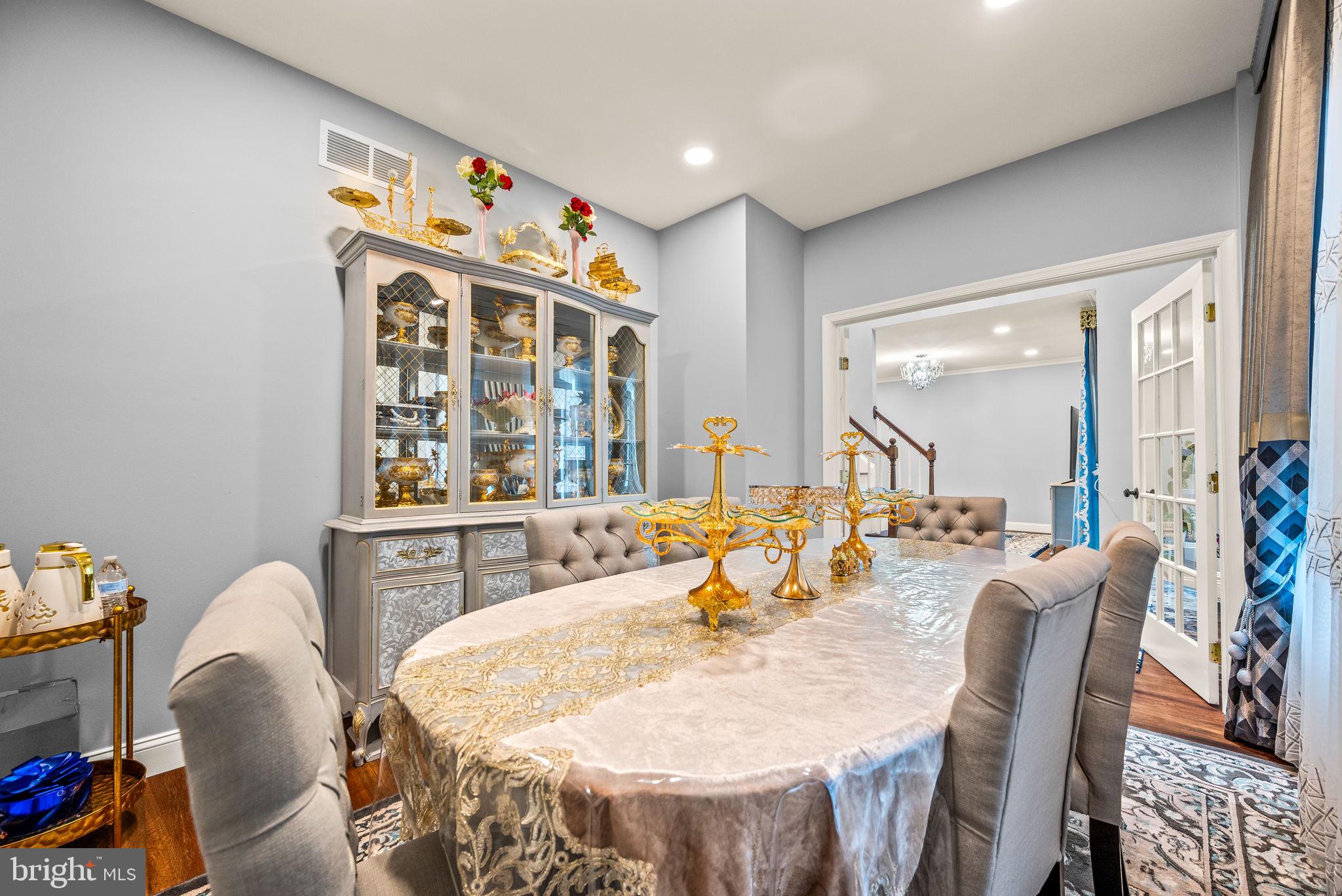 HIDDEN OAKS I - Residential