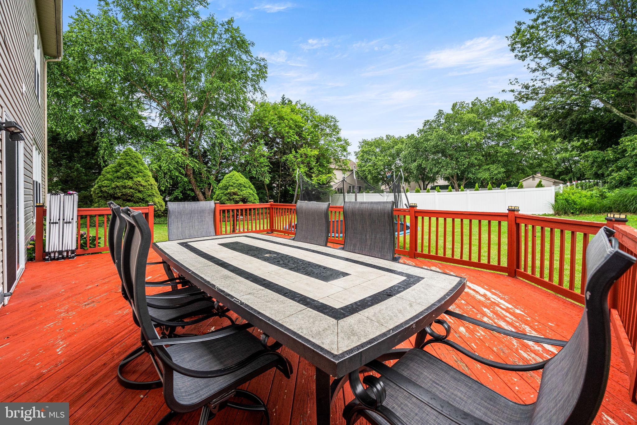 HIDDEN OAKS I - Residential