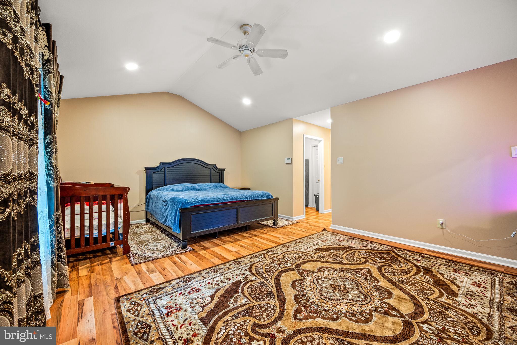 HIDDEN OAKS I - Residential