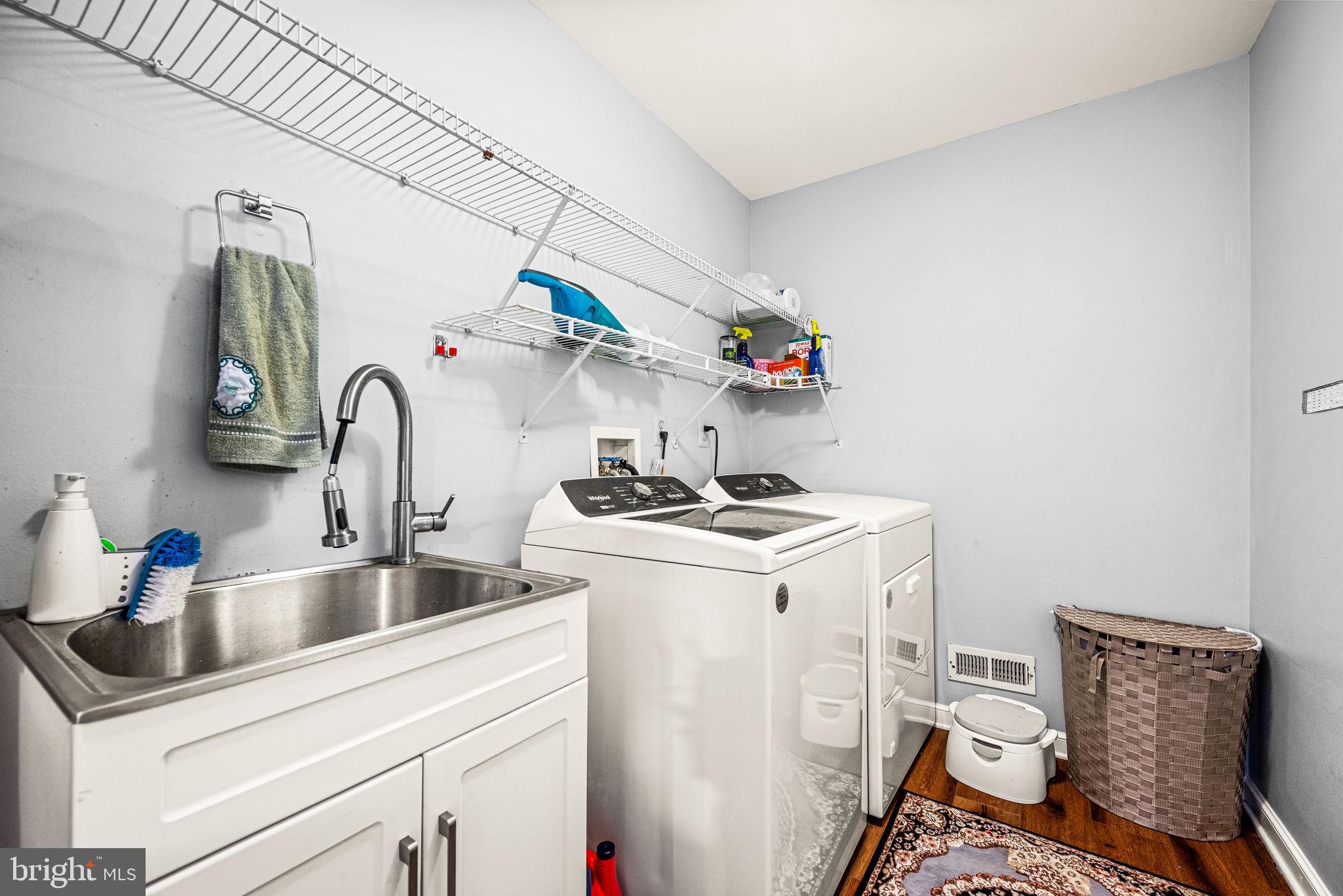 HIDDEN OAKS I - Residential