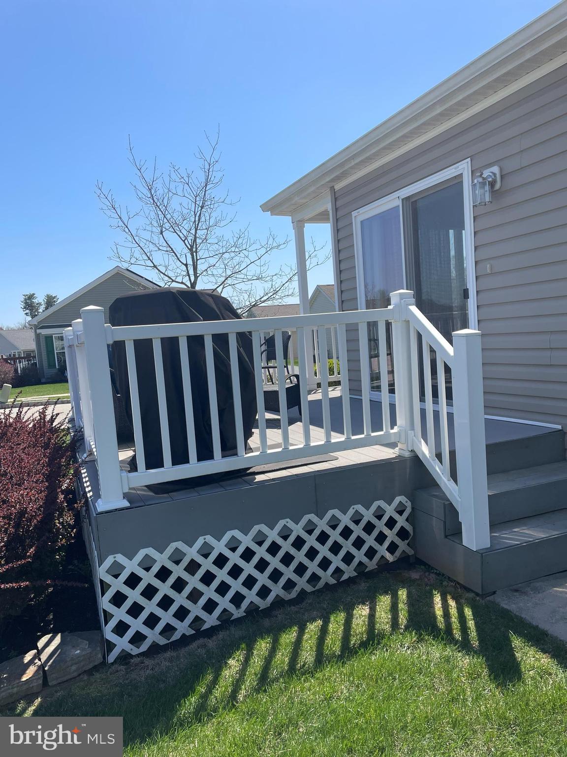 523 MAGNOLIA DRIVE
