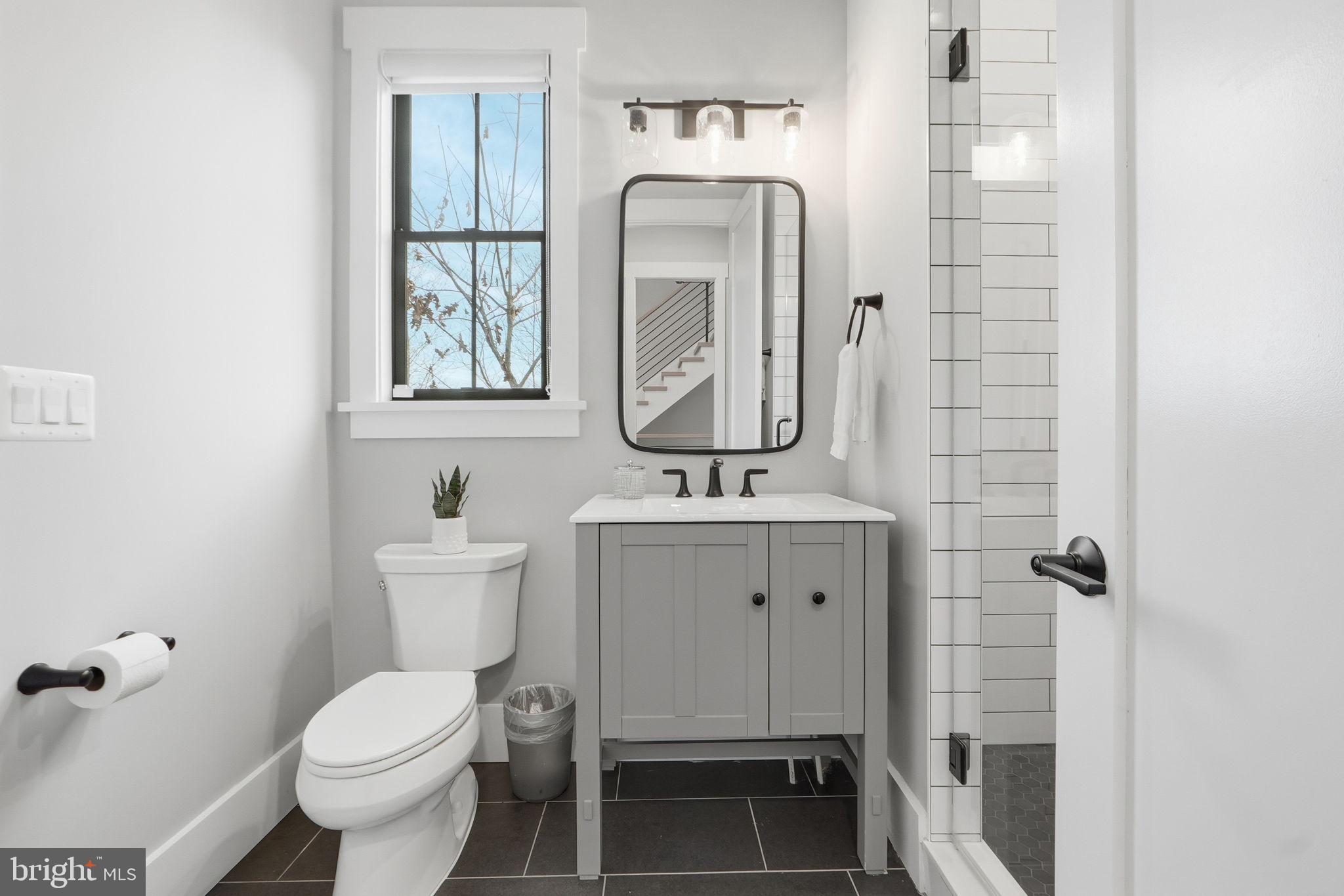 EAST VIENNA WOODS - Residential