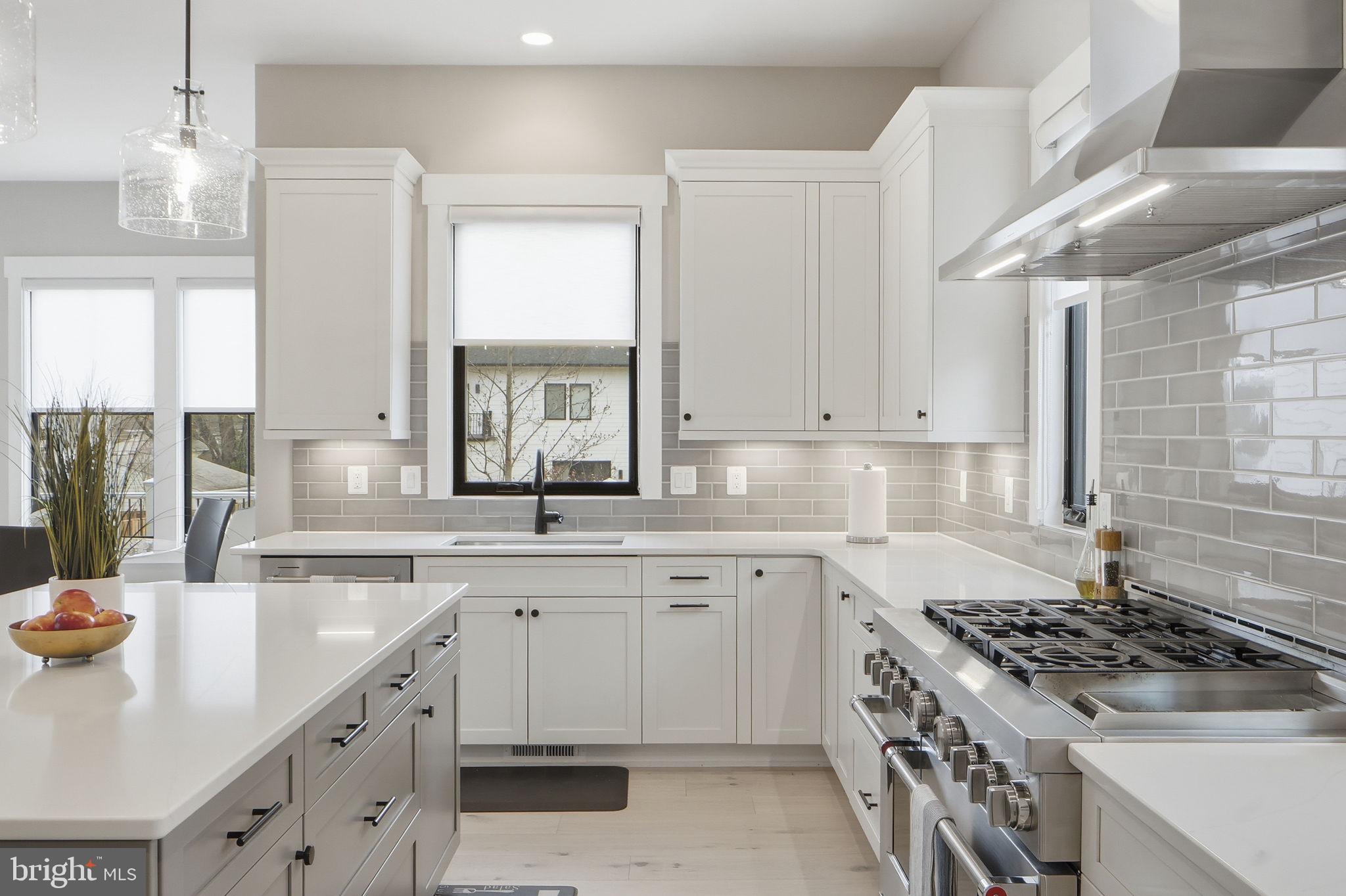 EAST VIENNA WOODS - Residential