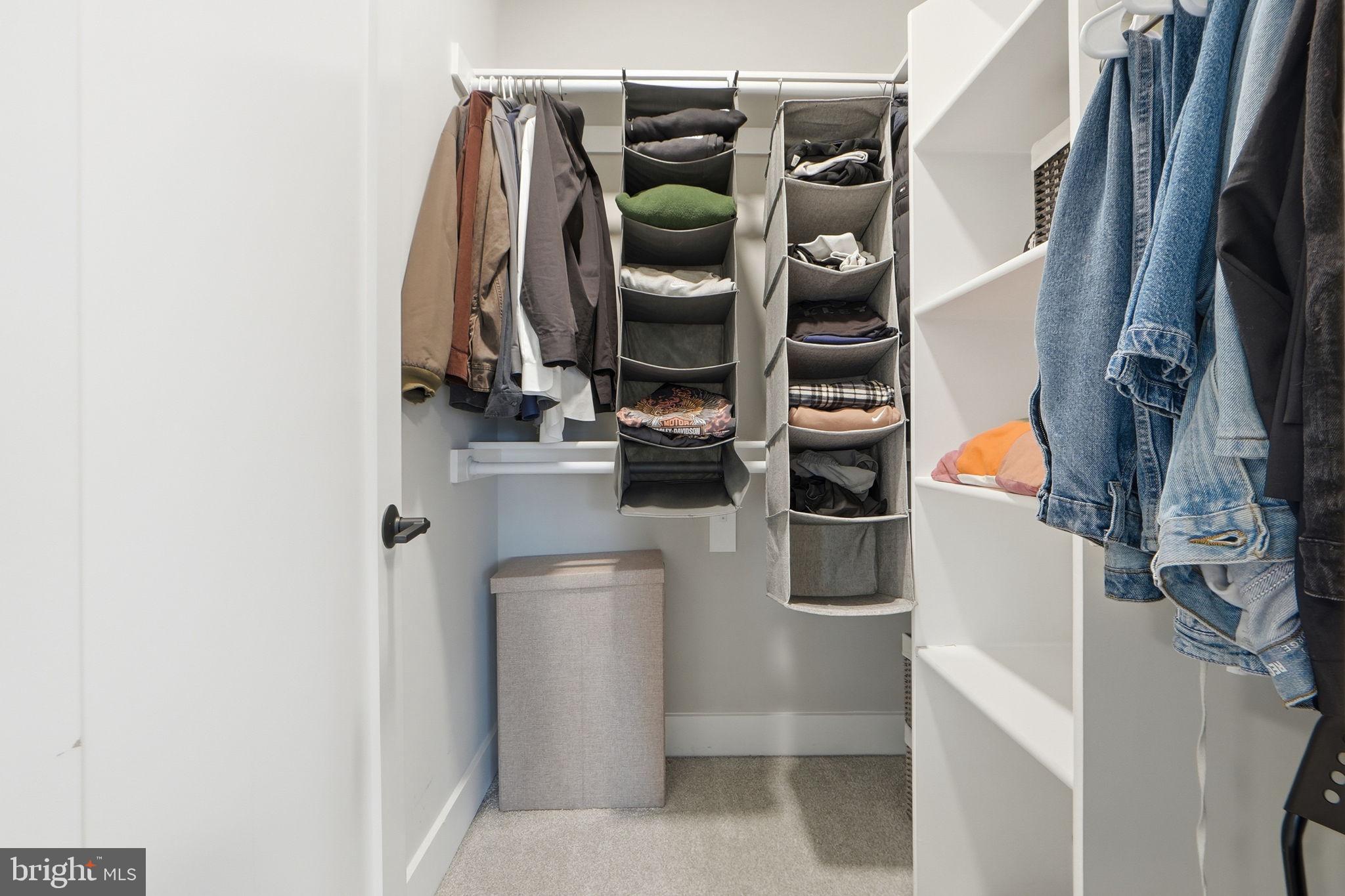 EAST VIENNA WOODS - Residential