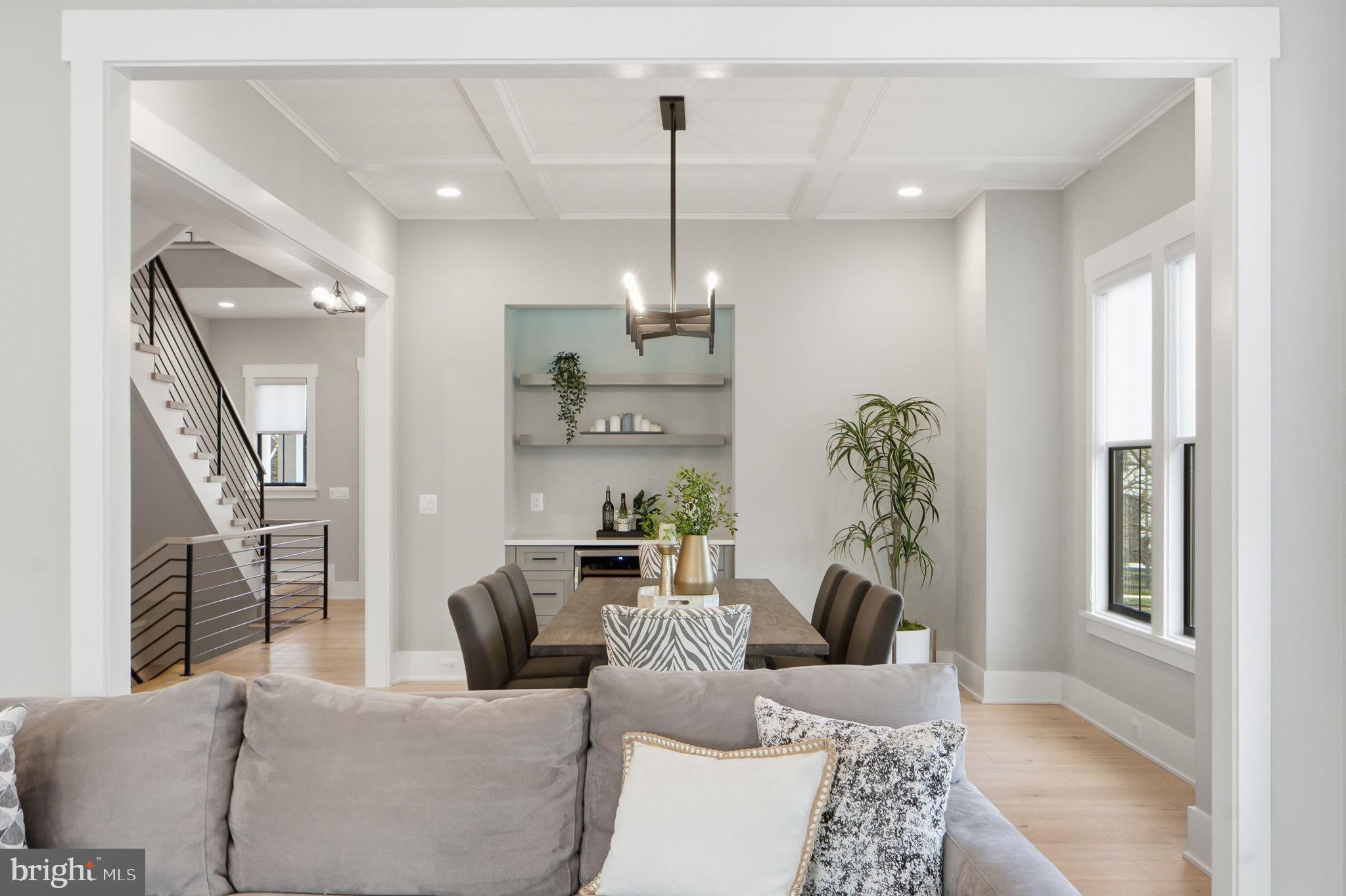 EAST VIENNA WOODS - Residential