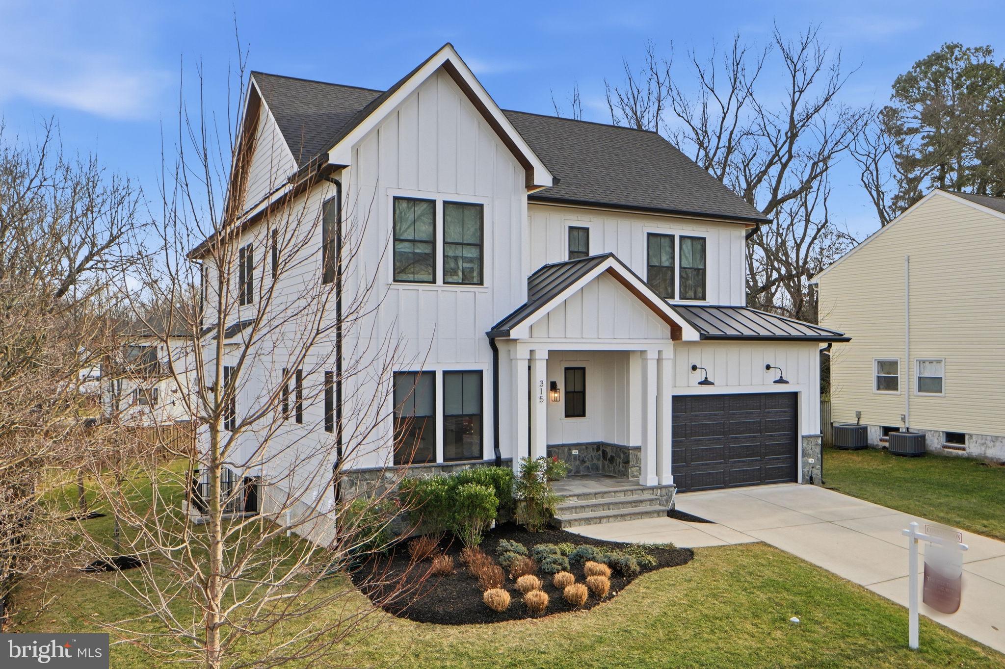 EAST VIENNA WOODS - Residential