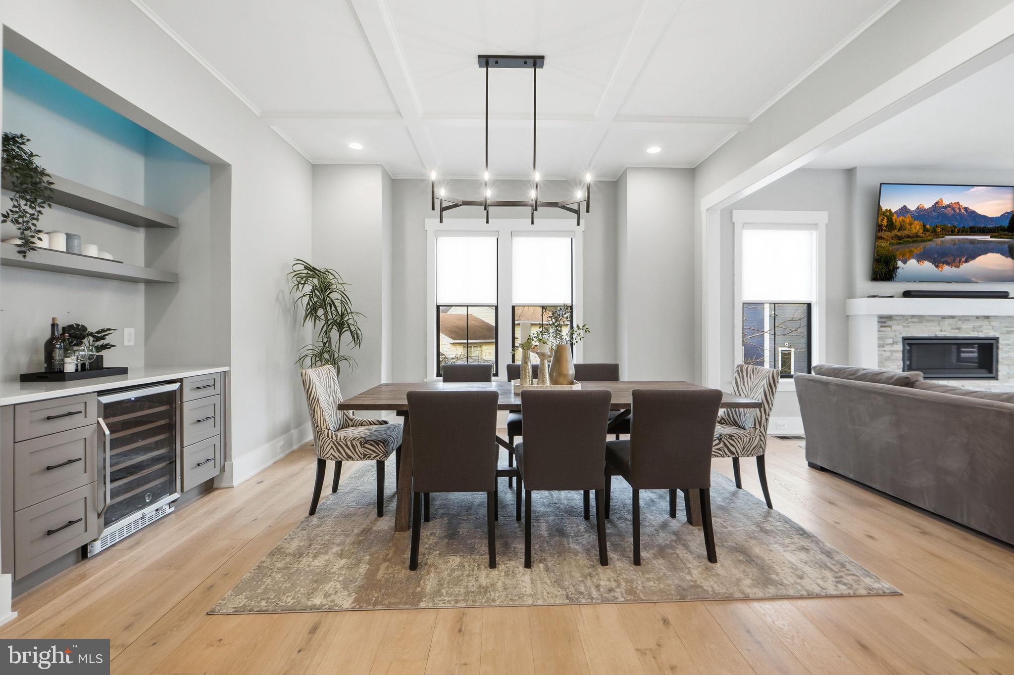 EAST VIENNA WOODS - Residential