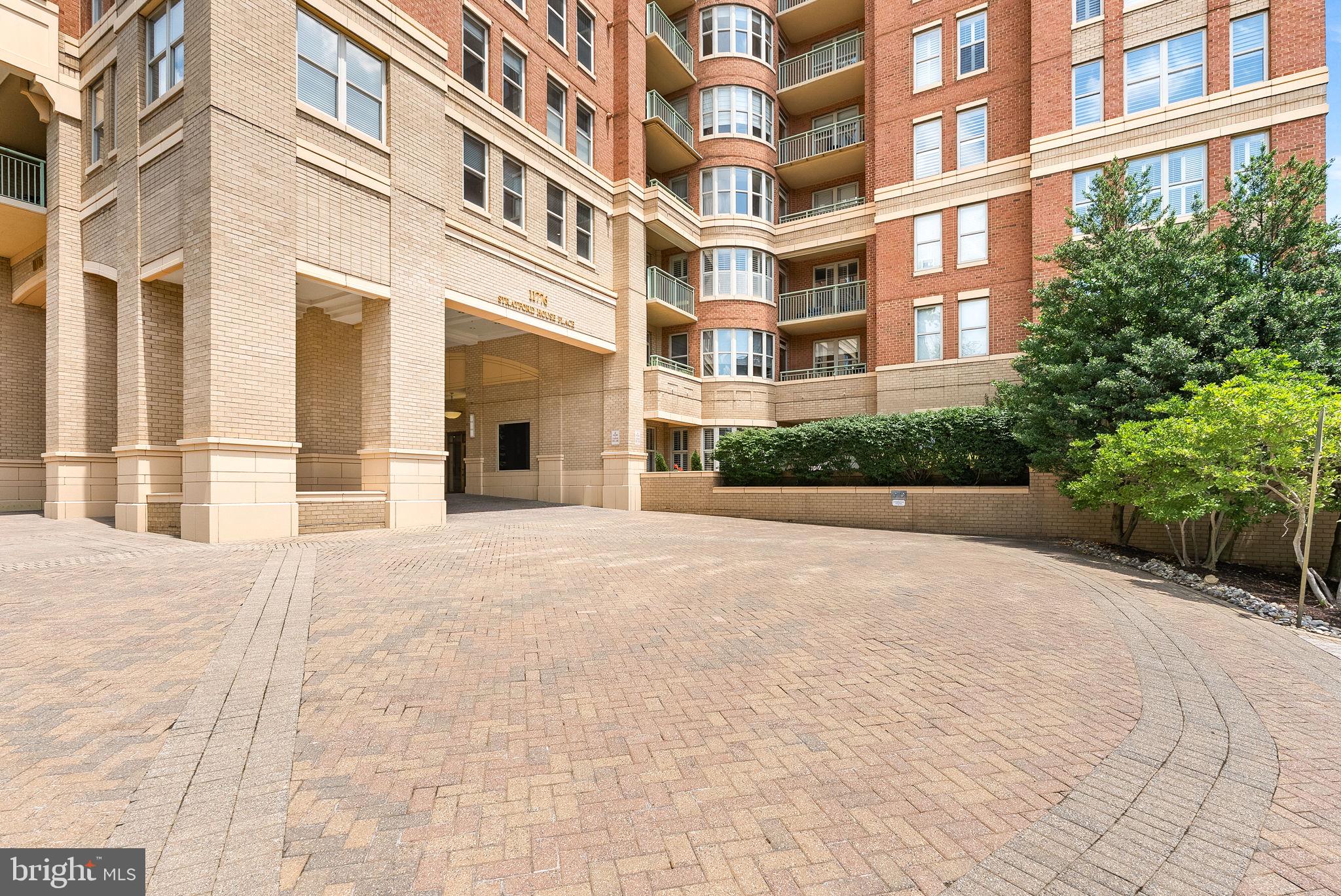 11776 STRATFORD HOUSE PLACE 304