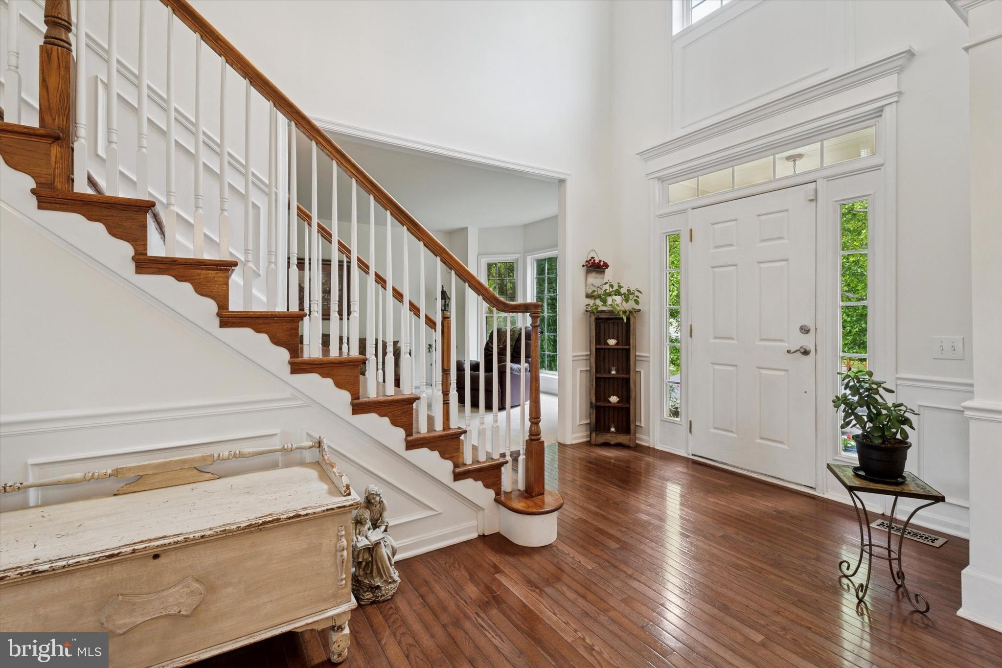 EAGLE HUNT - Residential