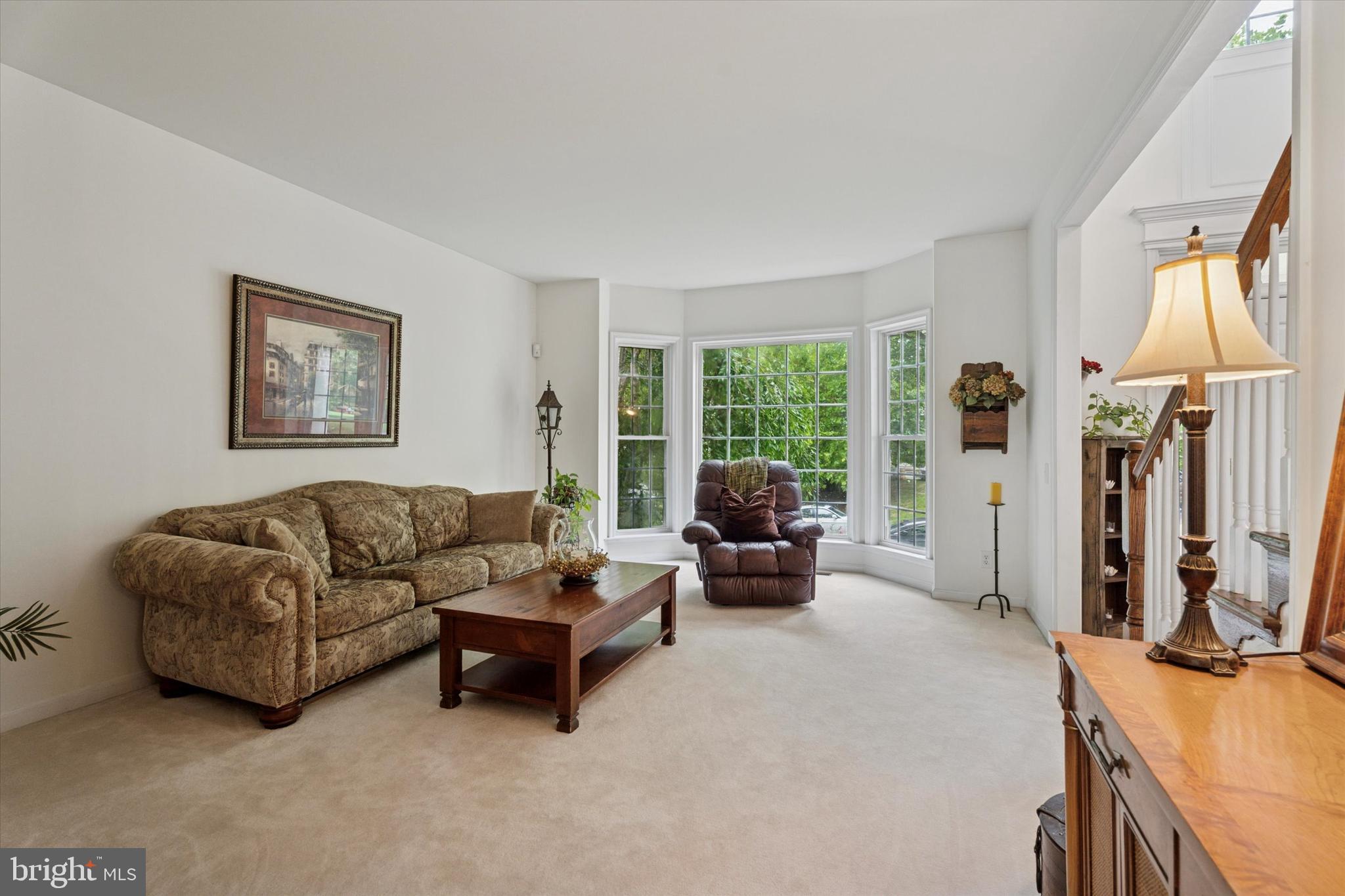 EAGLE HUNT - Residential