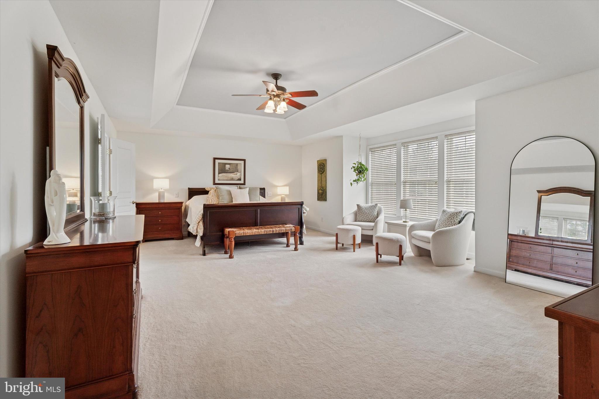 EAGLE HUNT - Residential