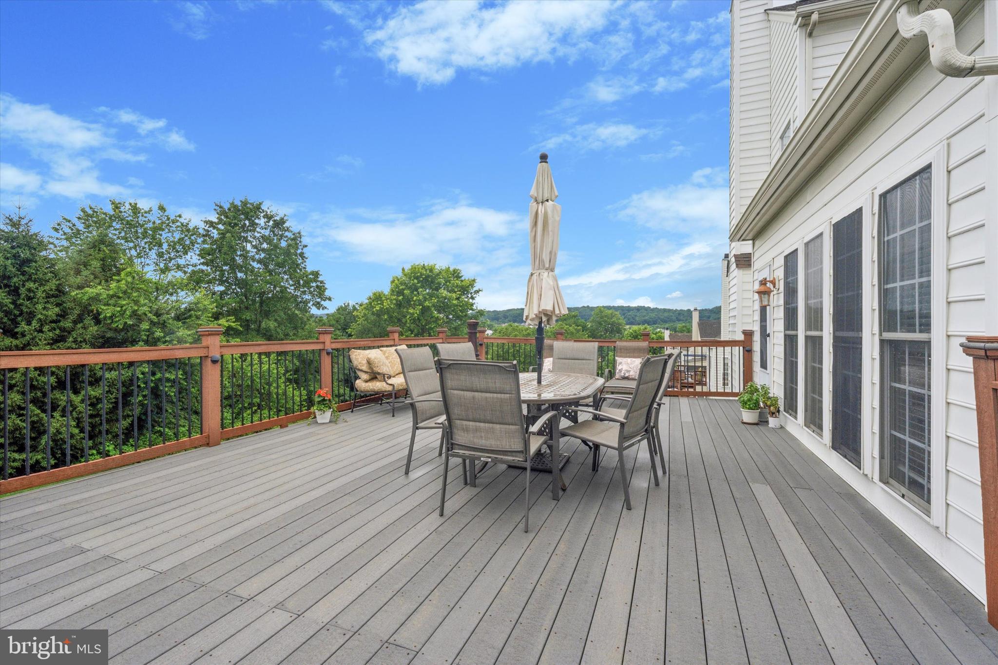 EAGLE HUNT - Residential