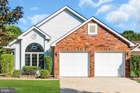 Photo of 1895 Crimson Court, TOMS RIVER, NJ 08755 (MLS # NJOC2036960)