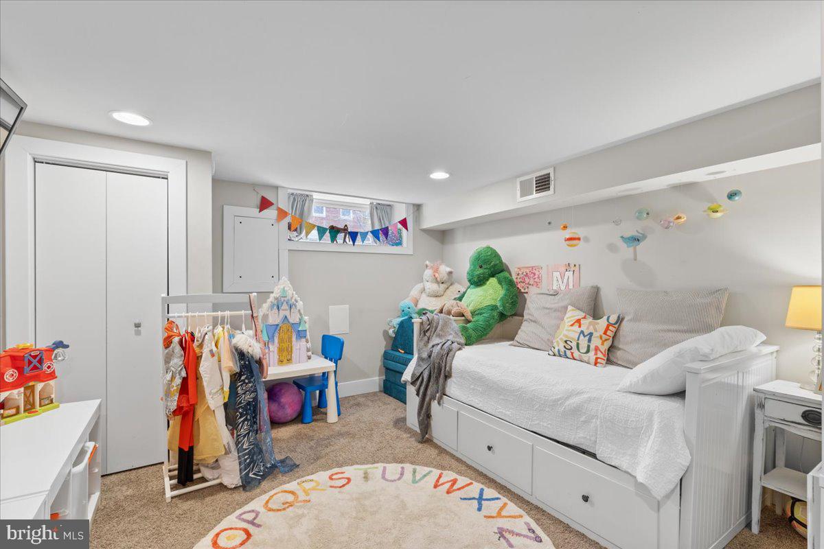 PATTERSON PARK - Residential