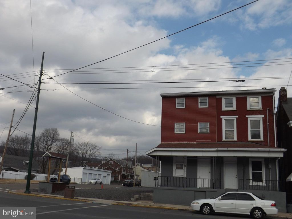 Photo of 0, 305, 307 S 2nd Street, SAINT CLAIR, PA 17970 (MLS # PASK2025742)