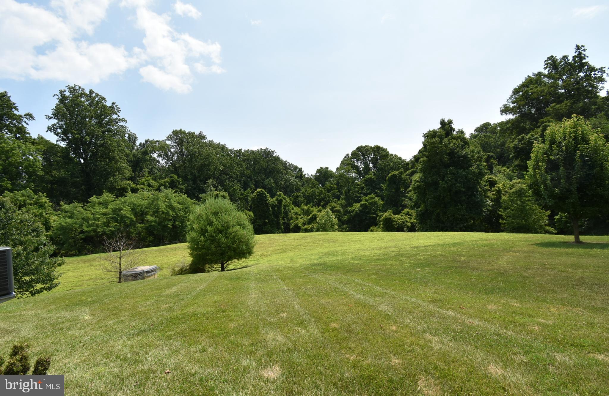 AUTUMN VIEW - Residential Lease