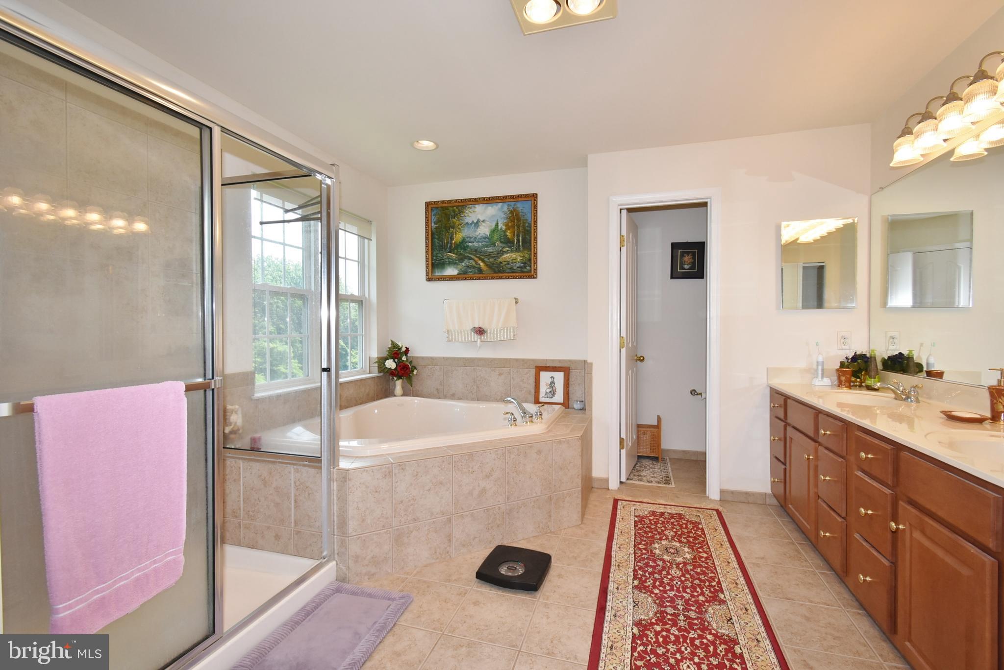 AUTUMN VIEW - Residential Lease