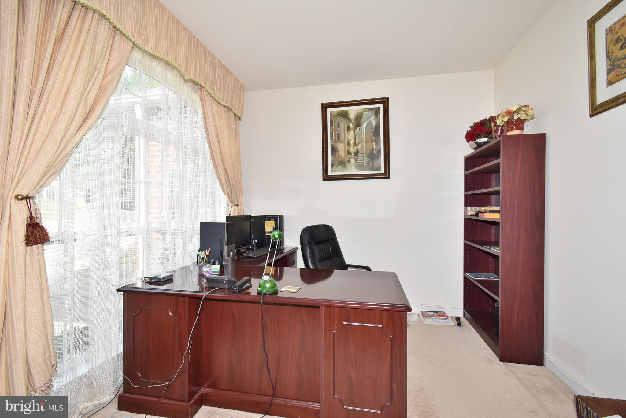 AUTUMN VIEW - Residential Lease