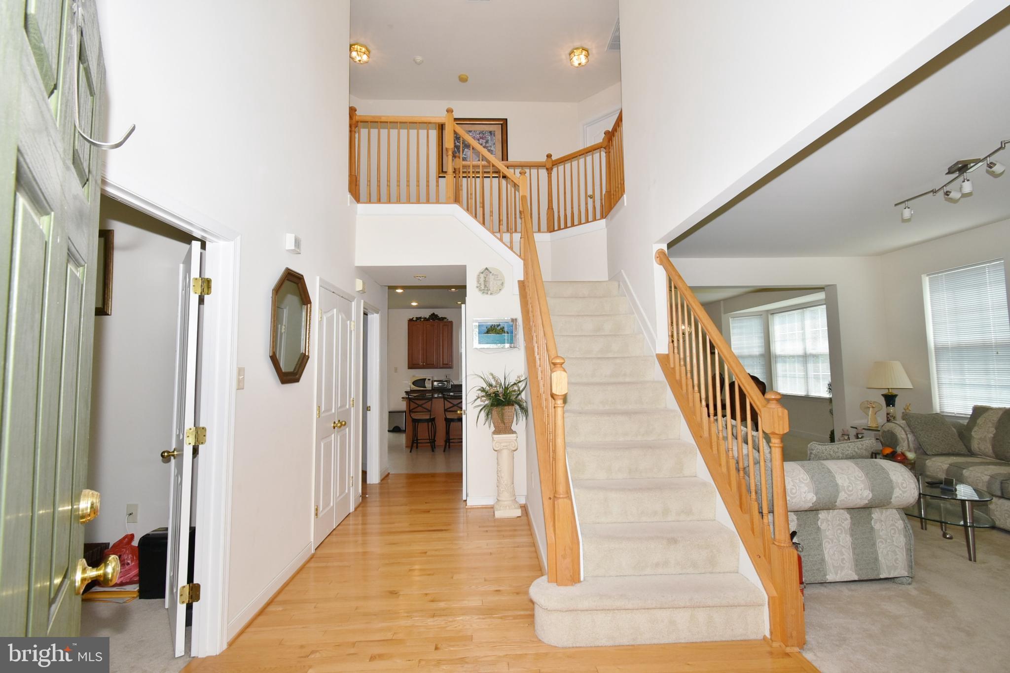 AUTUMN VIEW - Residential Lease