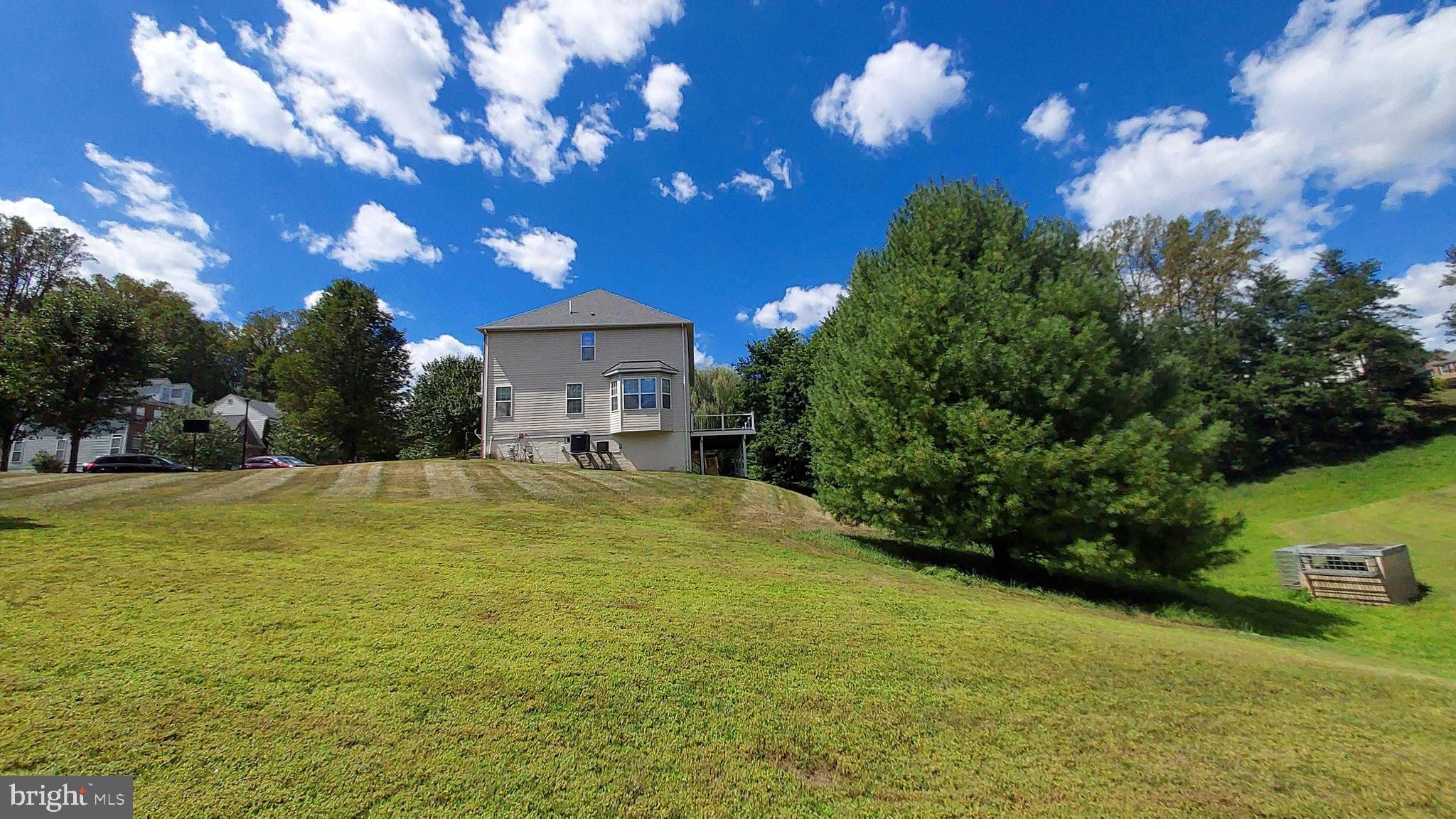 AUTUMN VIEW - Residential Lease