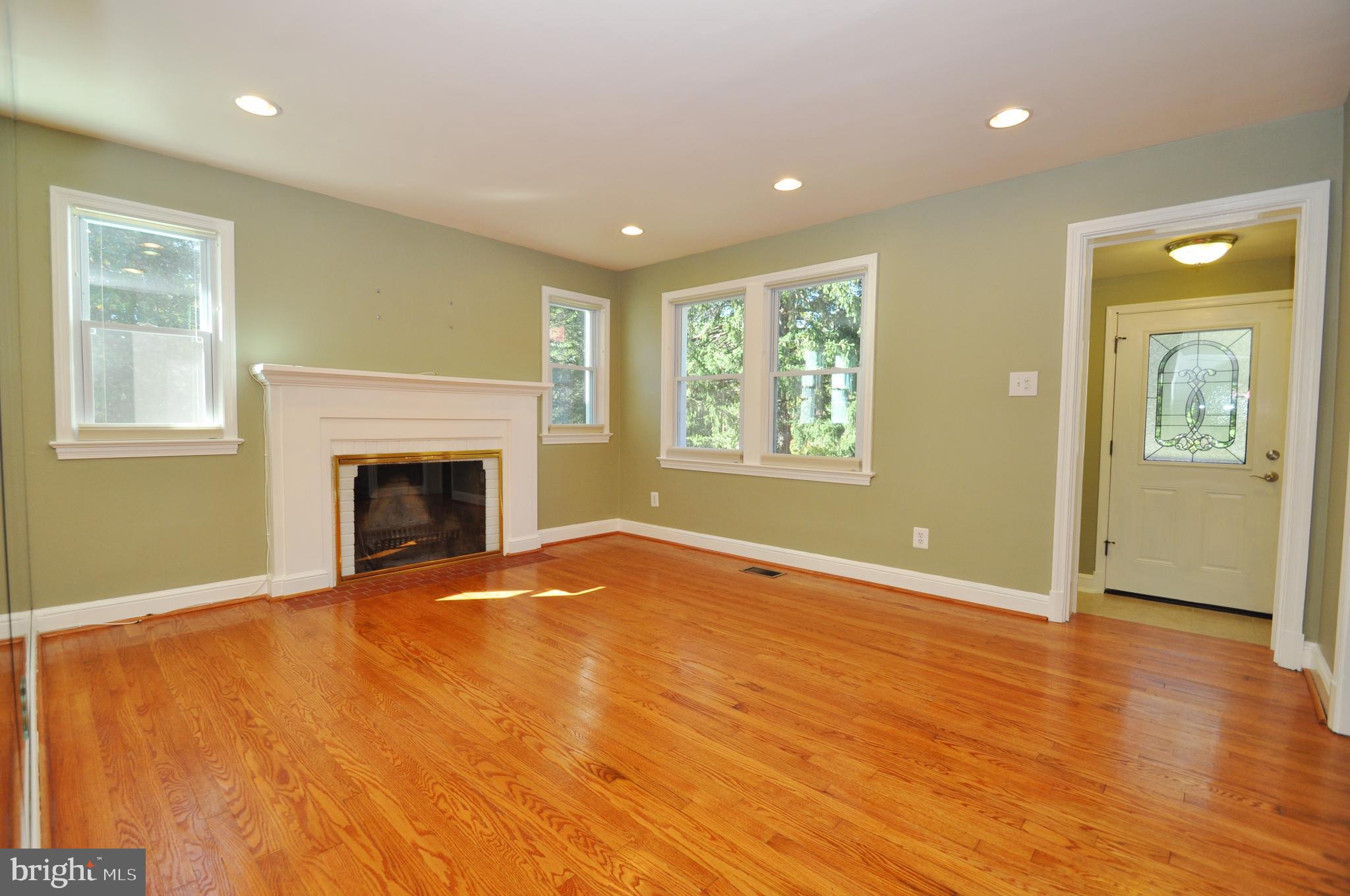 3533 WOODBURN ROAD