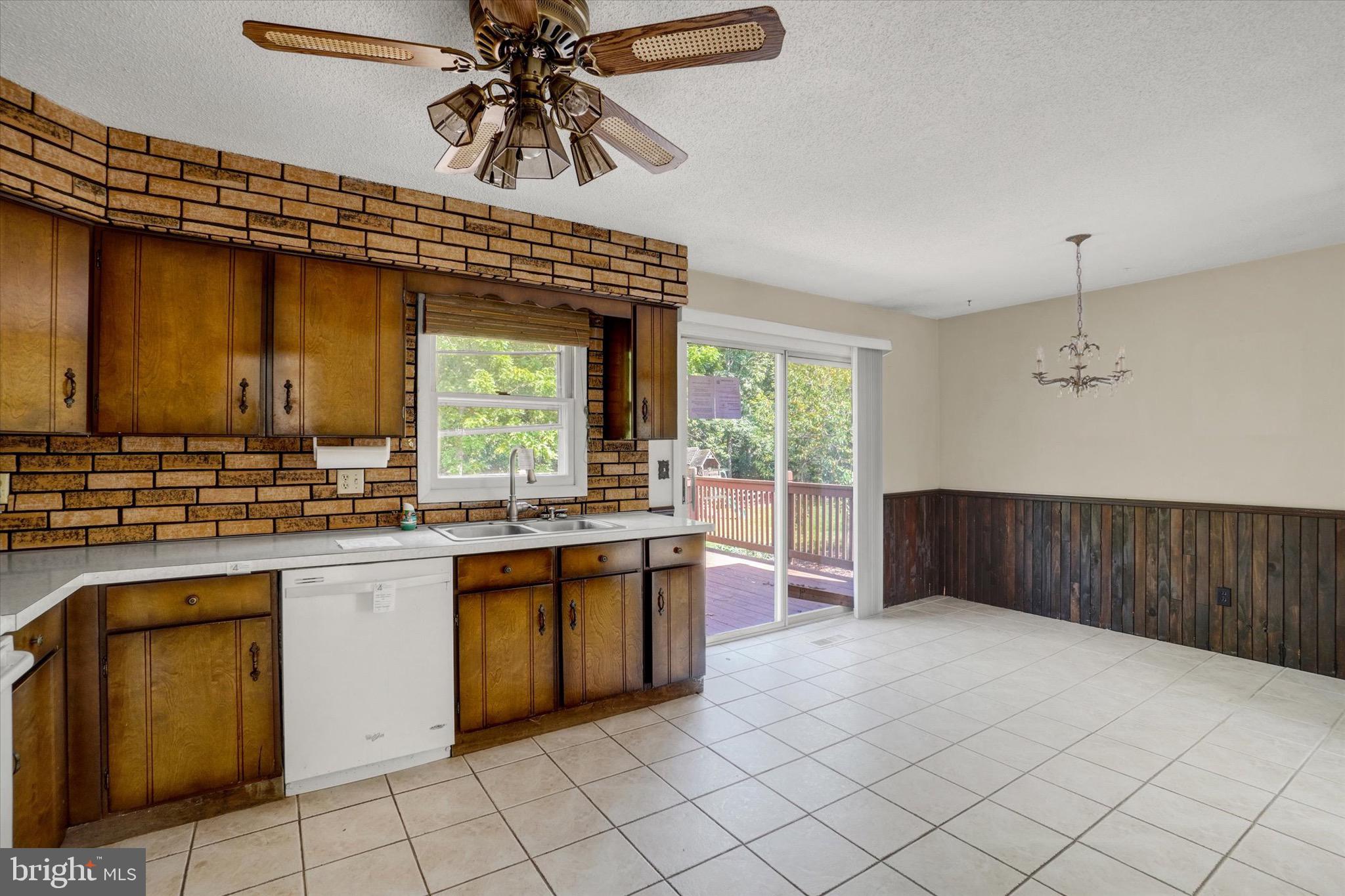 2700 THORNBRIDGE ROAD E