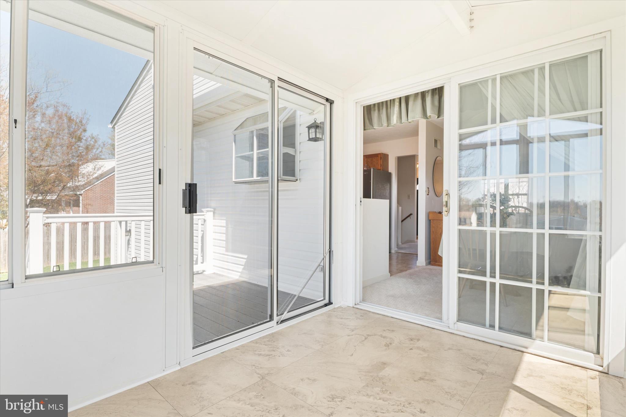 HAMPSTEAD - Residential