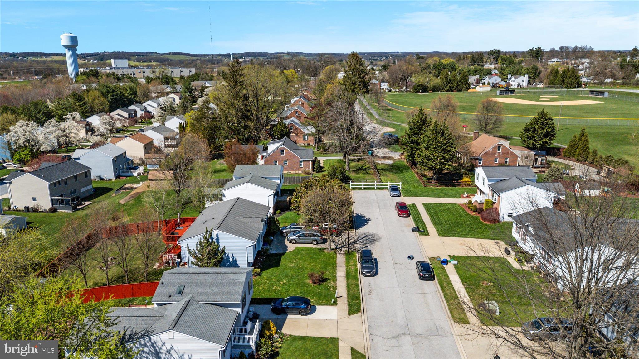 HAMPSTEAD - Residential