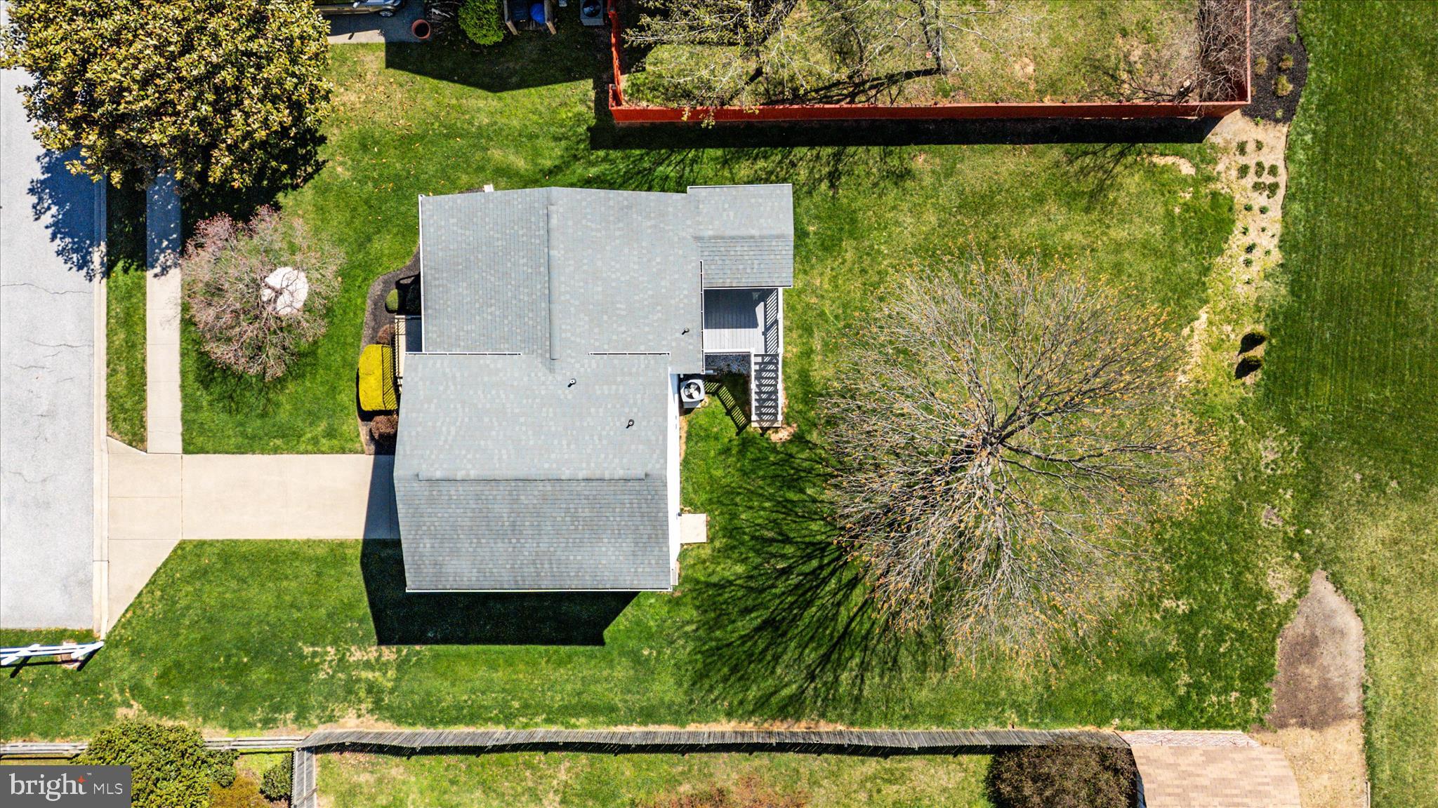 HAMPSTEAD - Residential