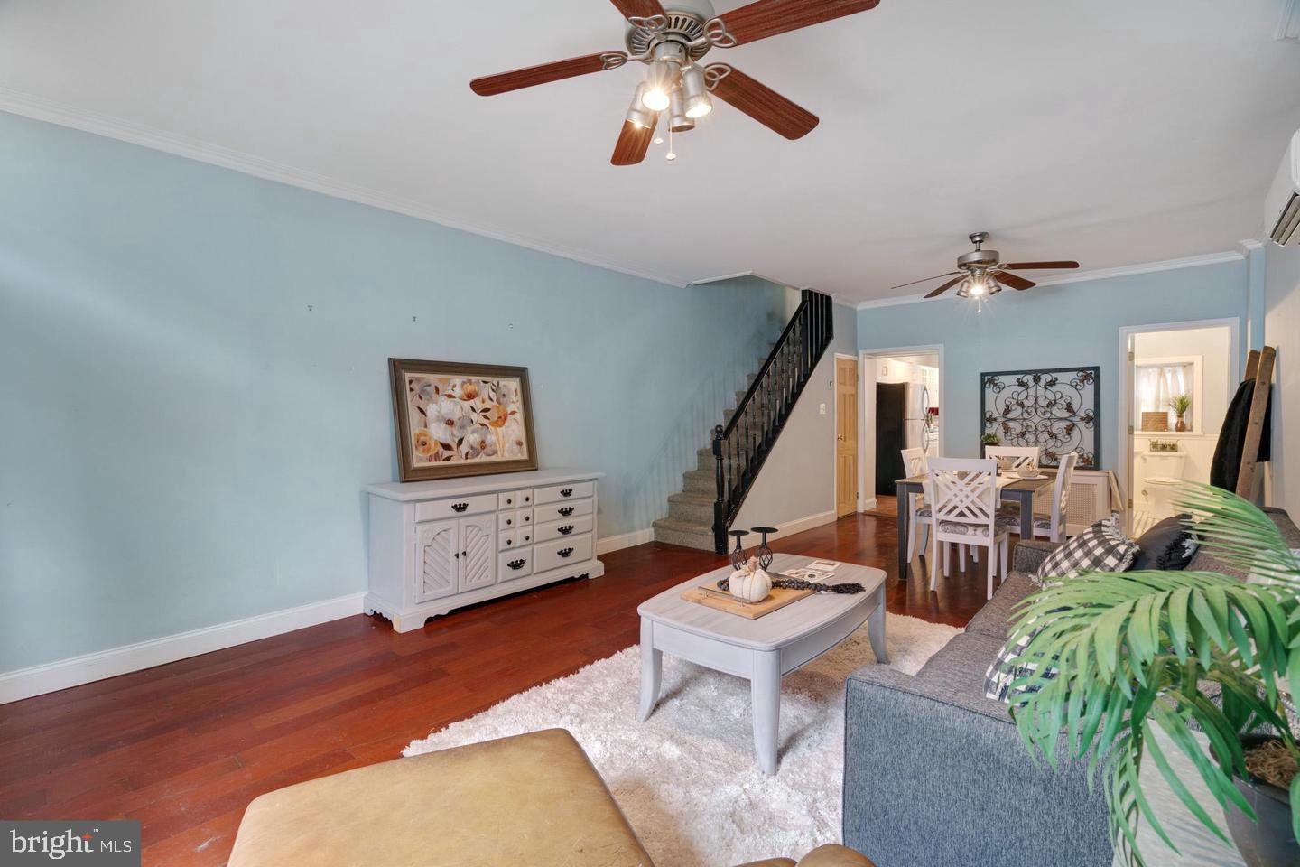 ITALIAN MARKET - Residential Lease