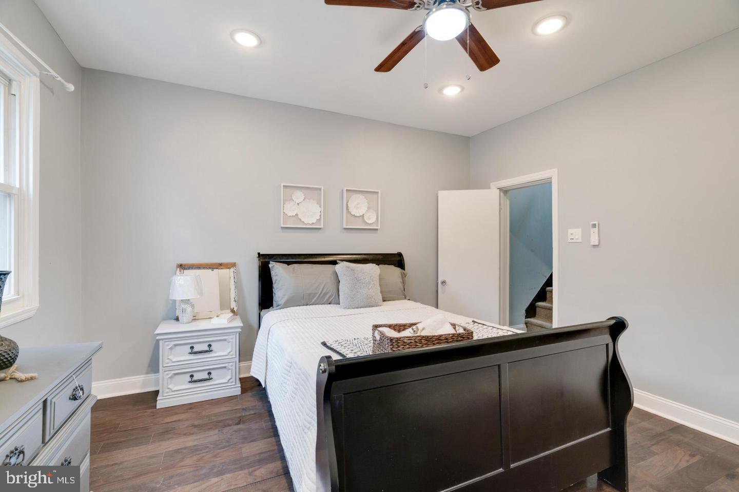 ITALIAN MARKET - Residential Lease