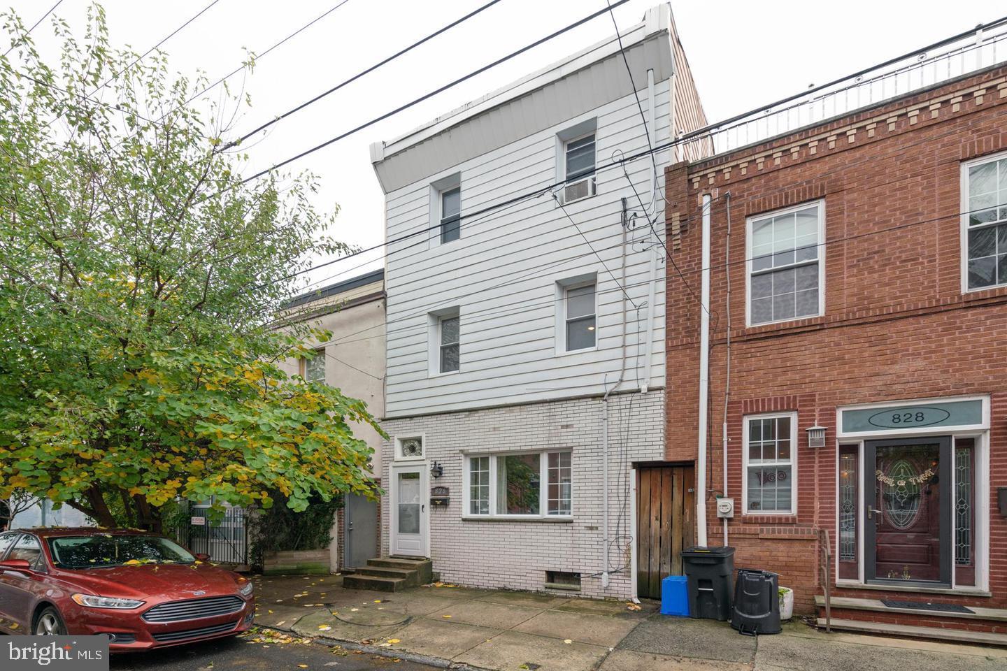 ITALIAN MARKET - Residential Lease