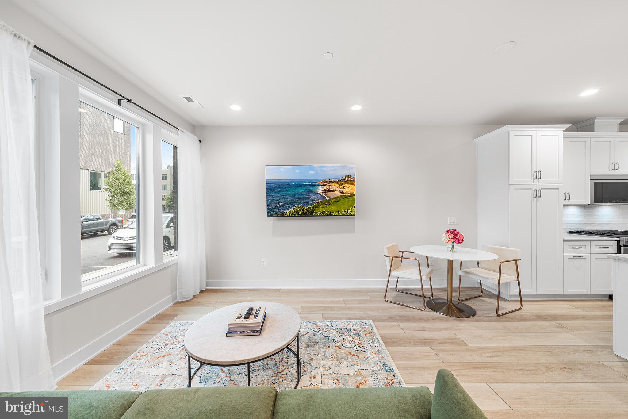 NORTHBANK - Residential