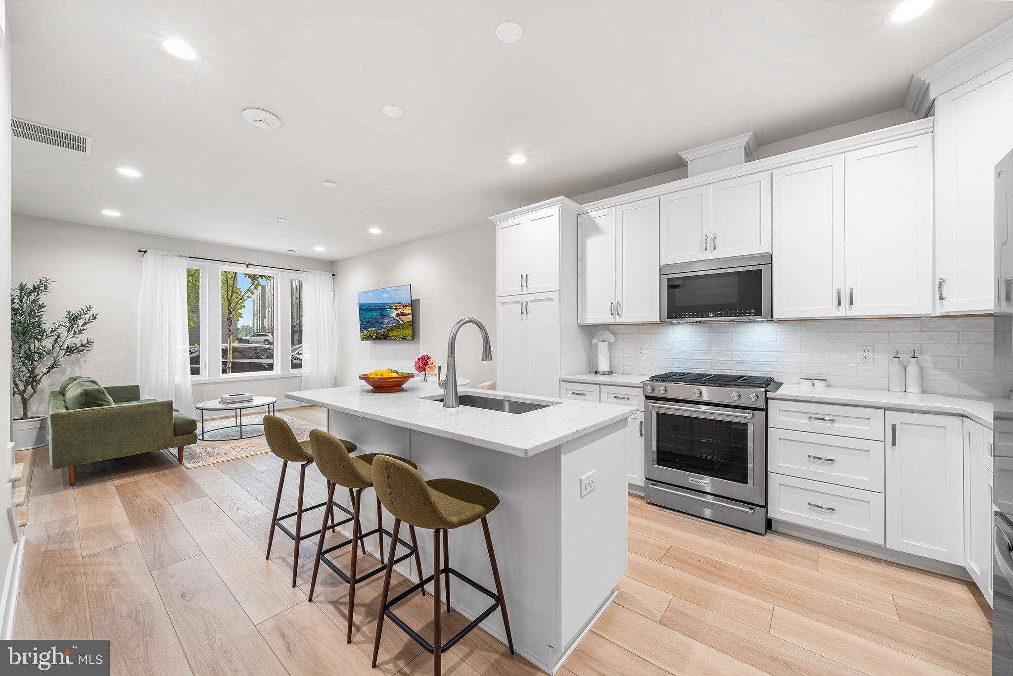 NORTHBANK - Residential