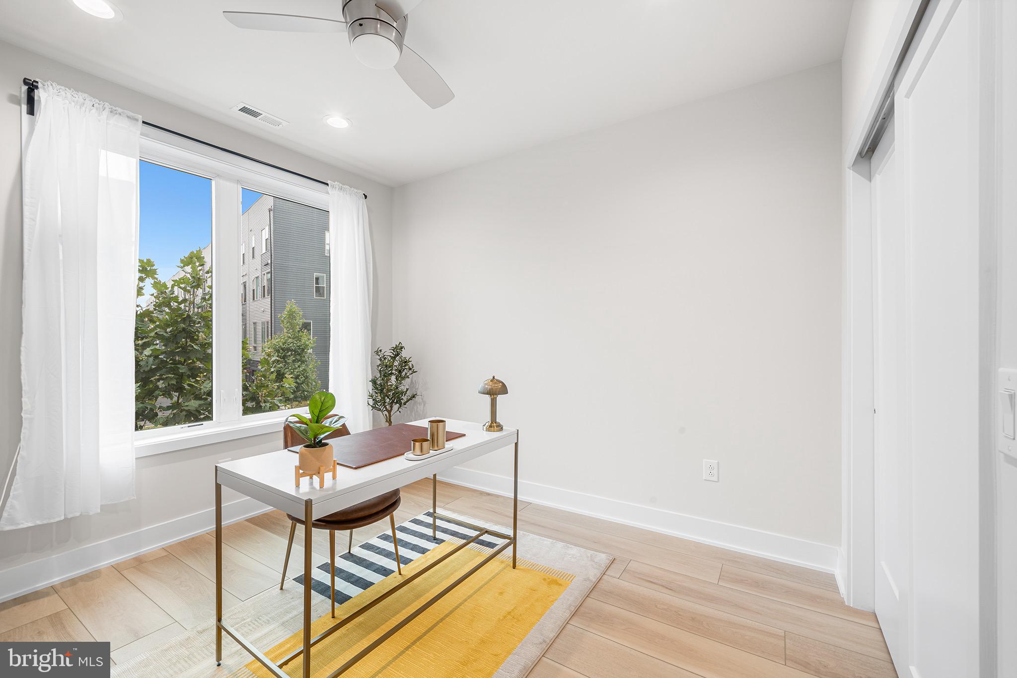 NORTHBANK - Residential