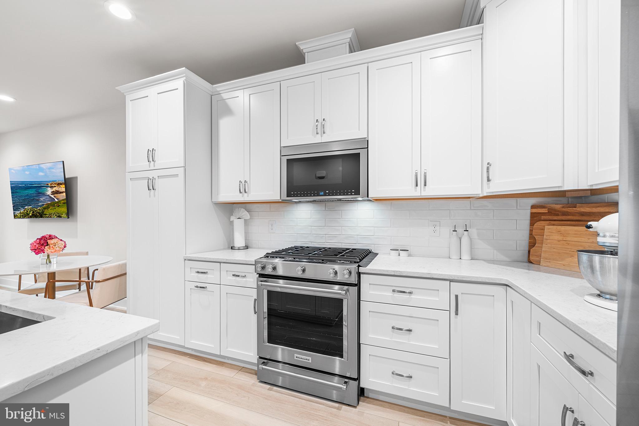 NORTHBANK - Residential