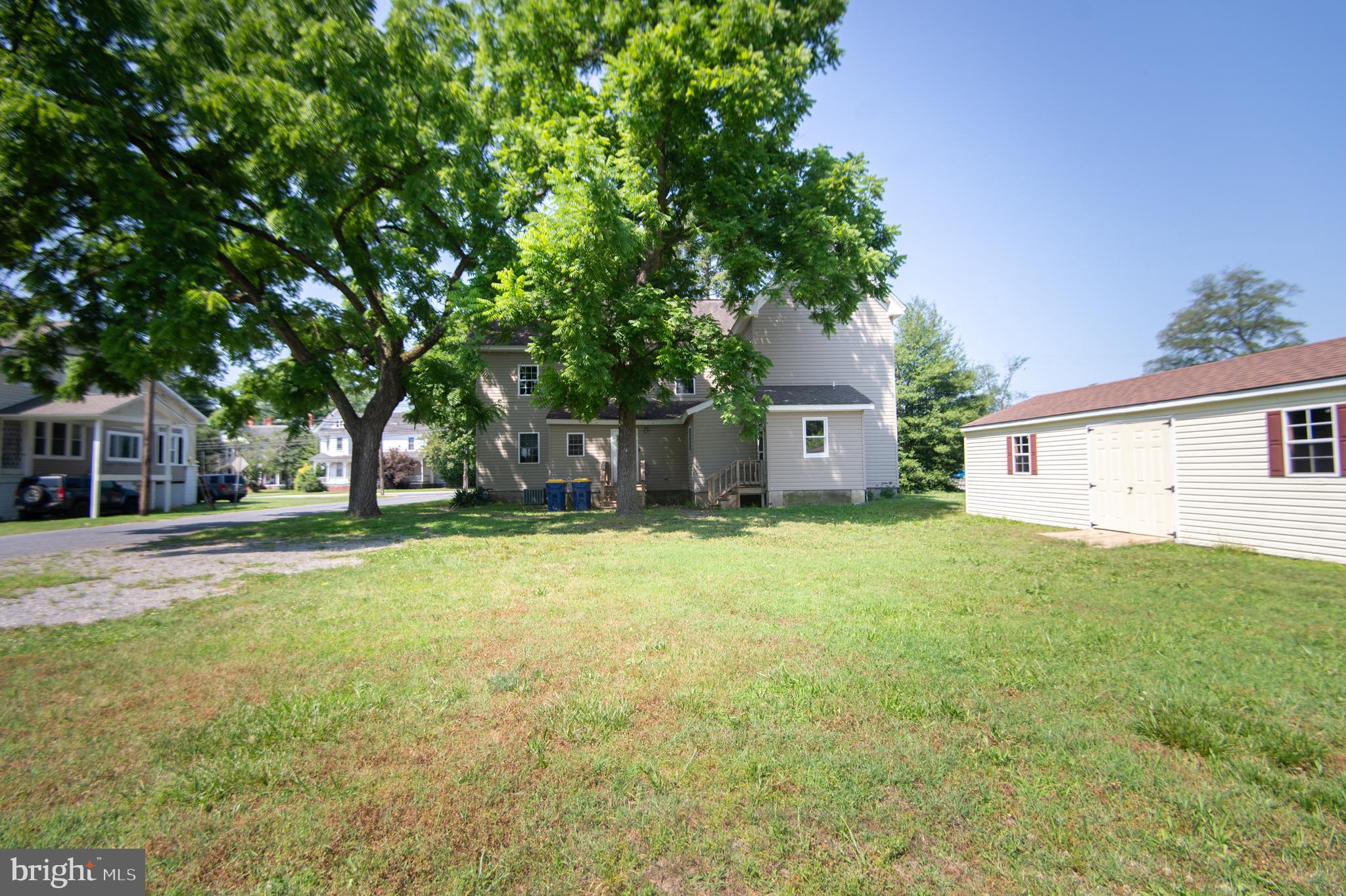 HURLOCK - Residential Income