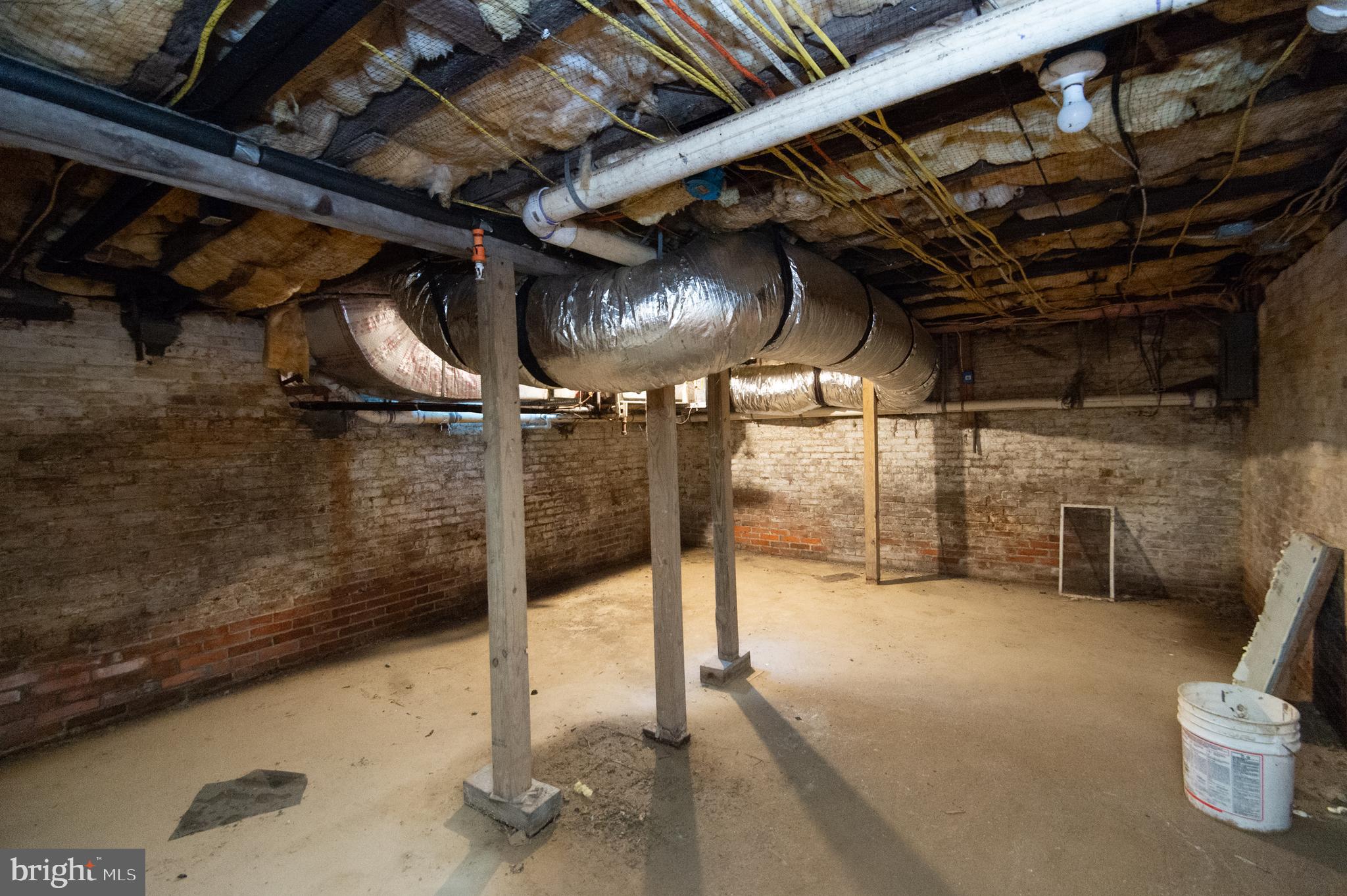 HURLOCK - Residential Income