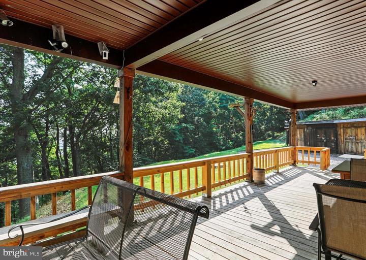 883 WHITE OAK CROSSING ROAD