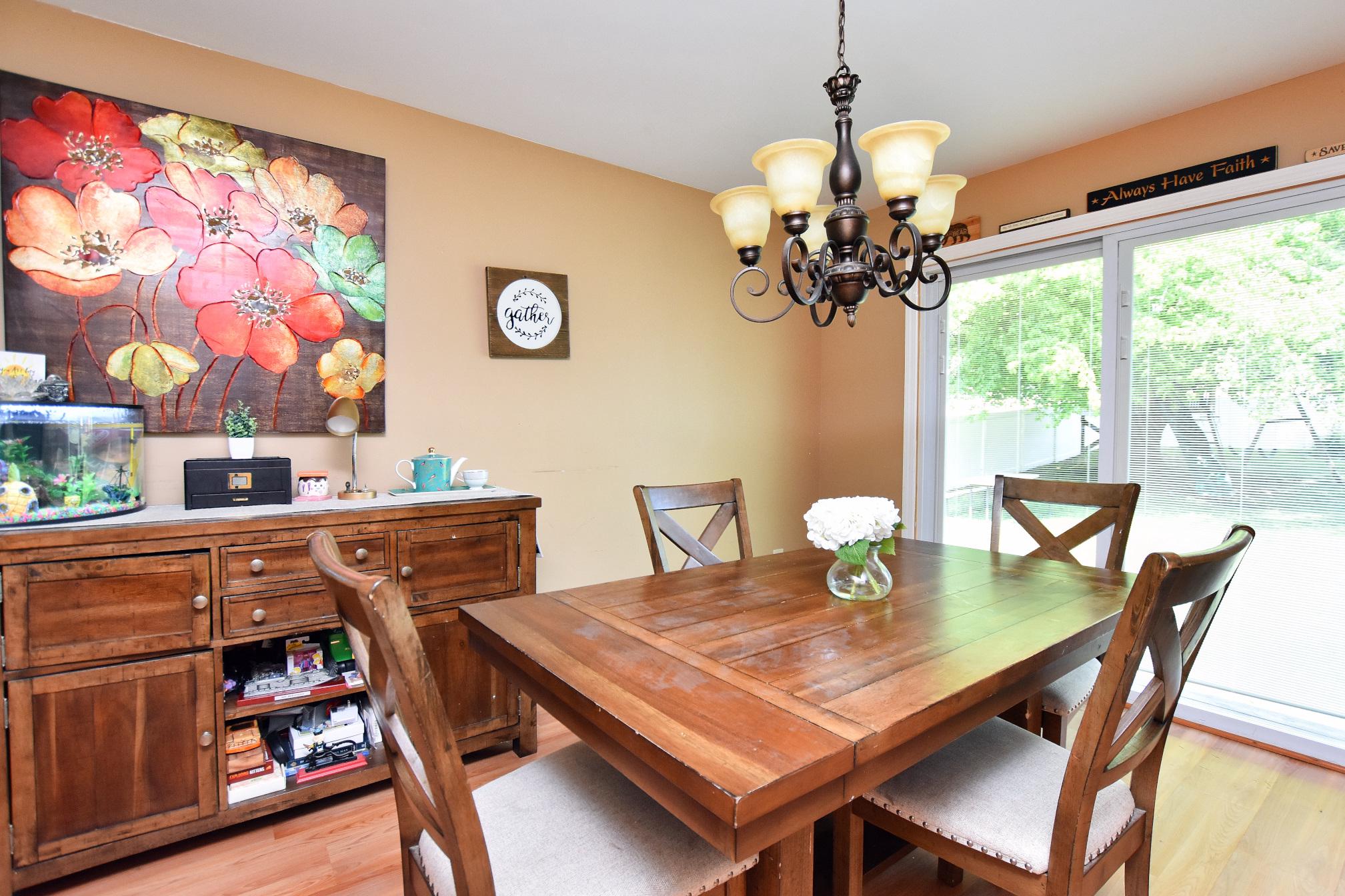 210 BENTWOOD DRIVE