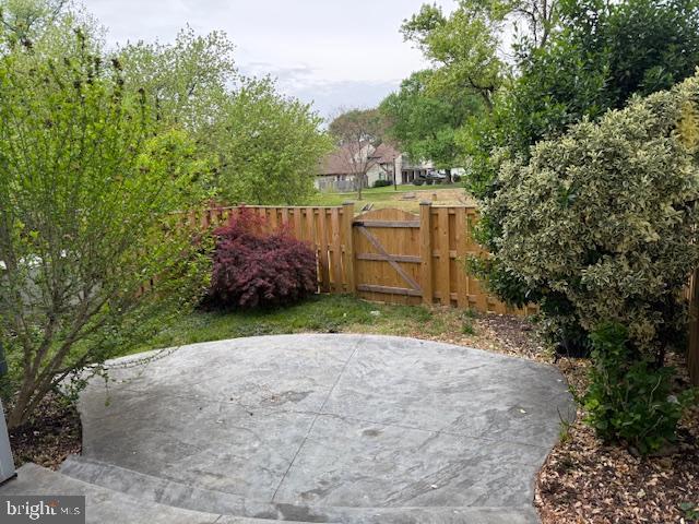 CROFTON MEADOWS - Residential