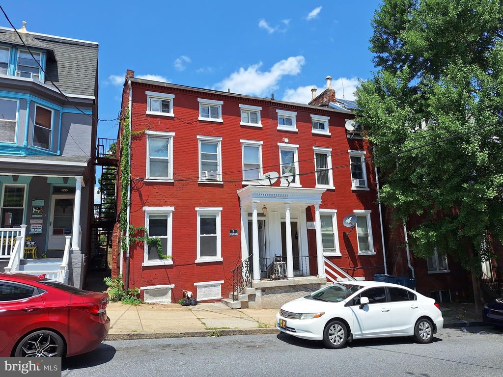 Photo of 215 W Vine Street, LANCASTER, PA 17603 (MLS # PALA2075966)