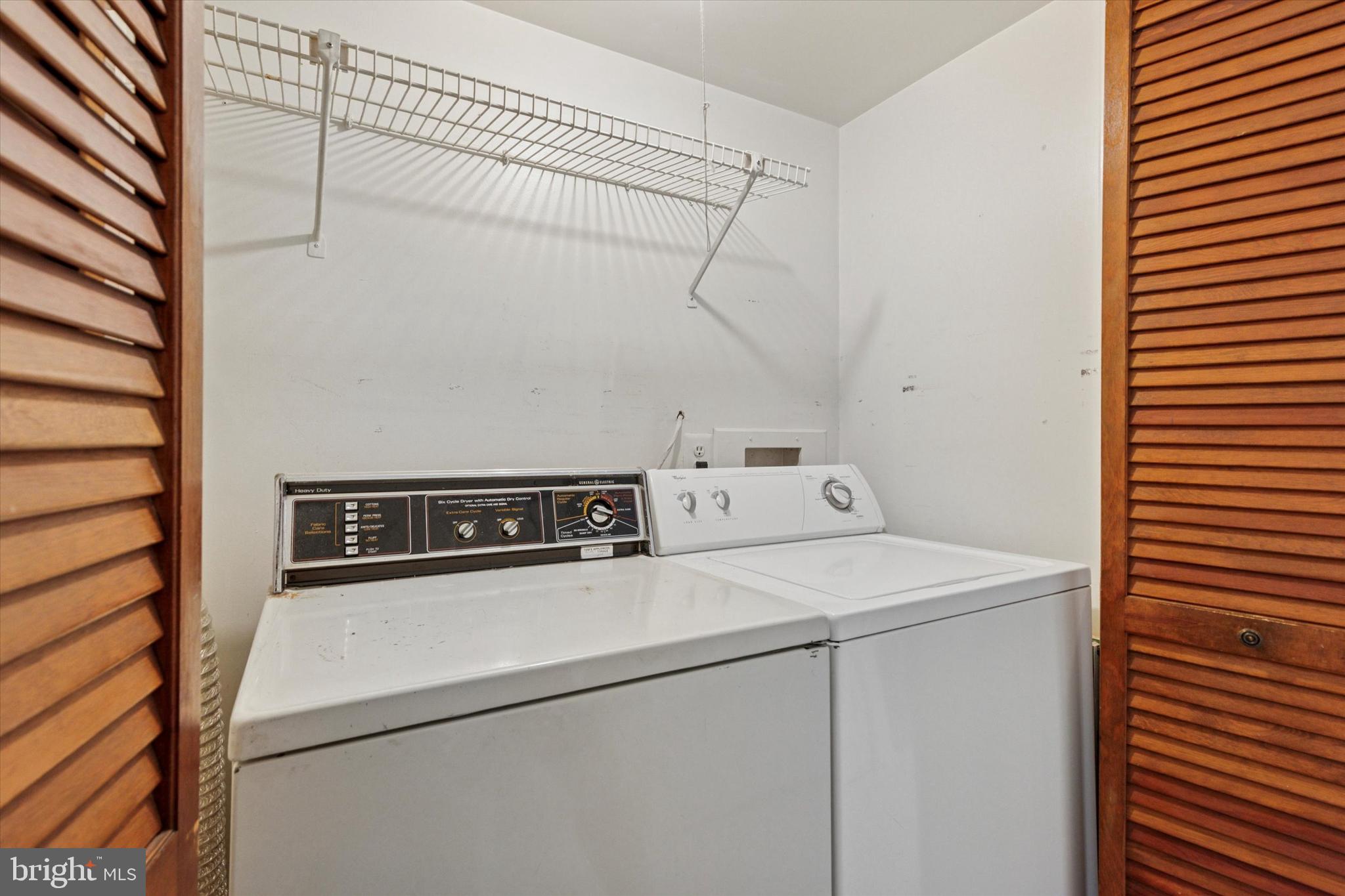 BIRCHWOOD - Residential