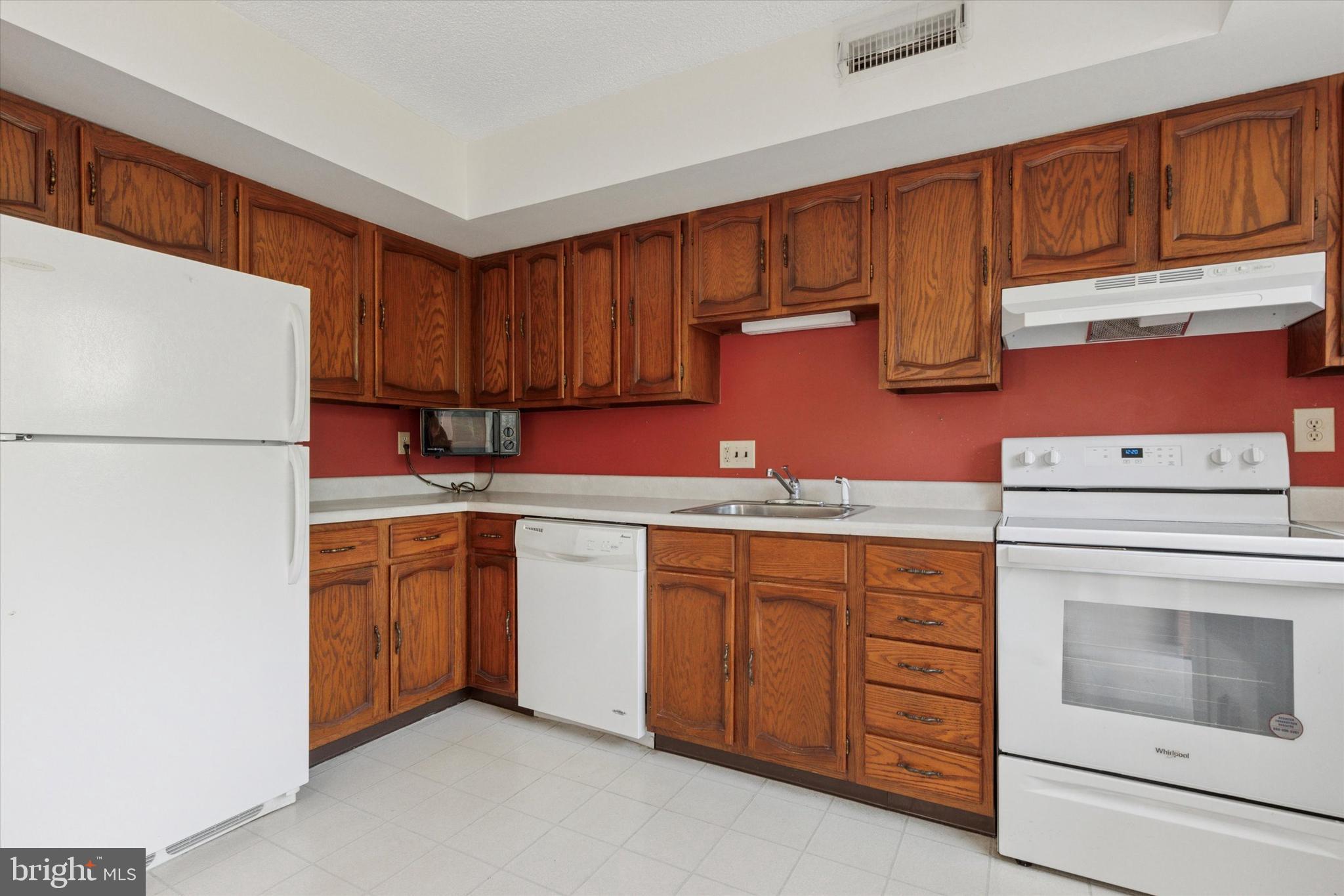 BIRCHWOOD - Residential