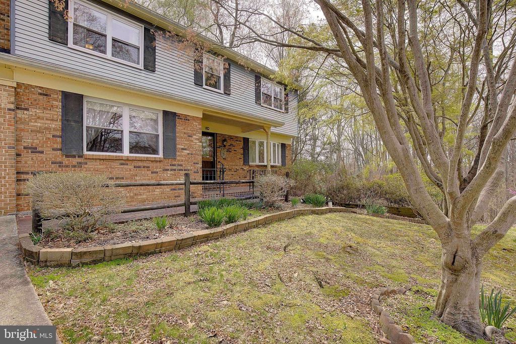 Photo of 3360 Ben Oak Drive, HUNTINGTOWN, MD 20639 (MLS # MDCA2023008)