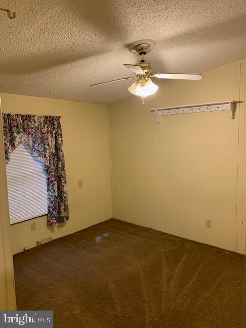 LINCOLN ESTATES MHP - Residential