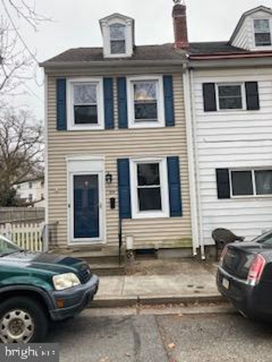 Recently partially renovated,  2 1/2  story, end of row.  2  bedrooms, plus a bonus room, ideal for office computer room, etc., on the 2nd floor. This room also has washer and dryer hookups.  1 full bath  featuring all new fixtures. Entire 3rd floor is the 2nd bedroom, with electric baseboard heat.   House has been freshly painted throughout.  Main level has new laminate flooring in living room, dining room and kitchen.  Most kitchen appliances are new, including the stainless steel  refrigerator with ice maker, gas range and oven, and dishwasher.  There are washer and dryer hookups in the basement as well as on the 2nd floor, but no washer or dryer are provided. Tenant welcome to provide washer & dryer if they wish.  The 2nd and 3rd floor  have new carpet throughout except for vinyl  in the bath.  Exterior features include a fenced rear yard with patio and steel and vinyl siding.  Heat and hot water are natural gas fueled. Electric service is 100 amp with circuit breakers.  No C/A, but tenant welcome to install own window A/C units. Located in historic Bristol Borough with easy access to local attractions like the Riverside Theater, Grundy Library and Museum, King George Inn plus all the shops and restaurants on friendly Mill Street.  Walking distance to Delaware River and Waterfront Park, location for numerous festivals and events throughout the year.