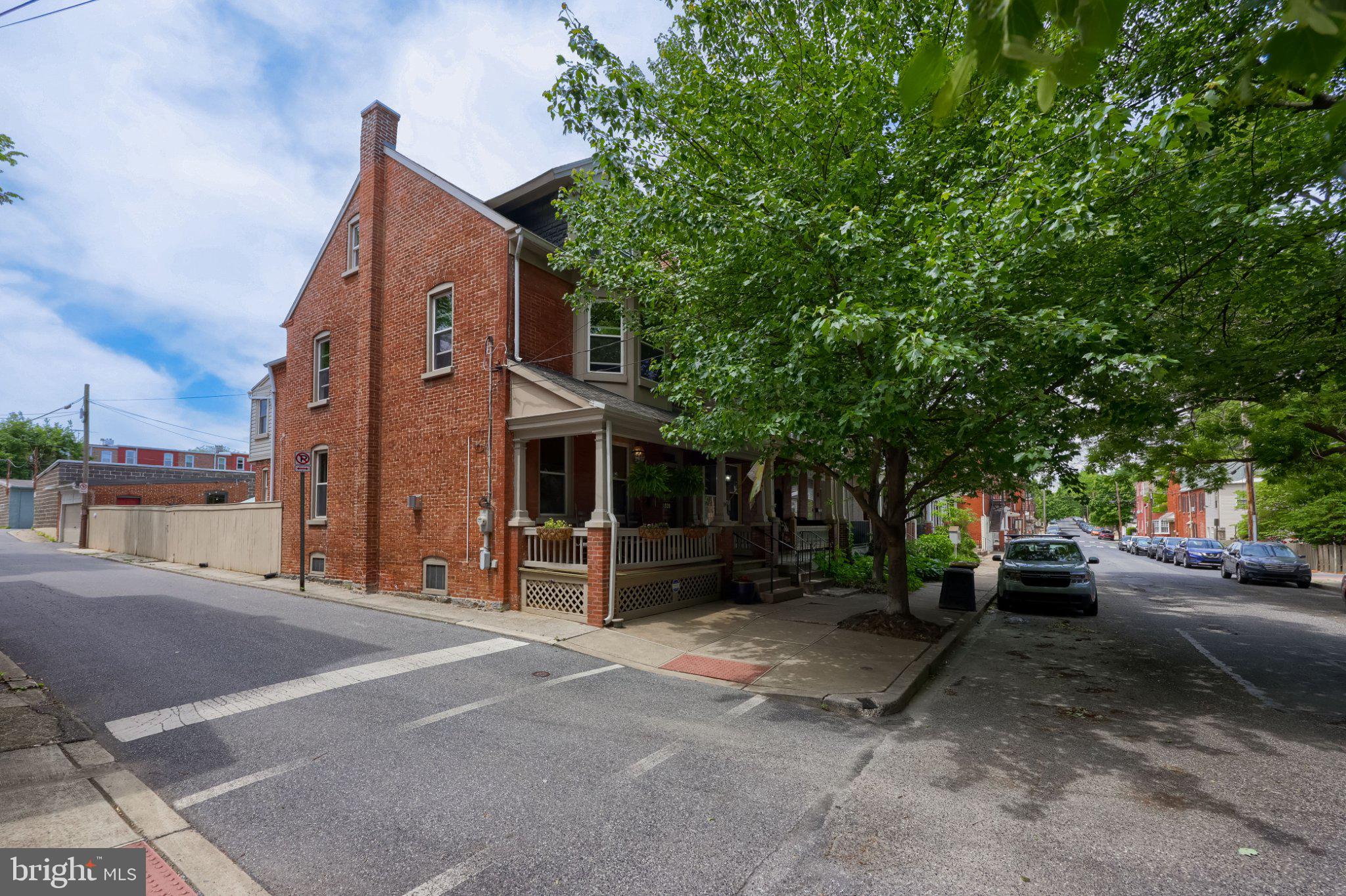 328 N PINE STREET