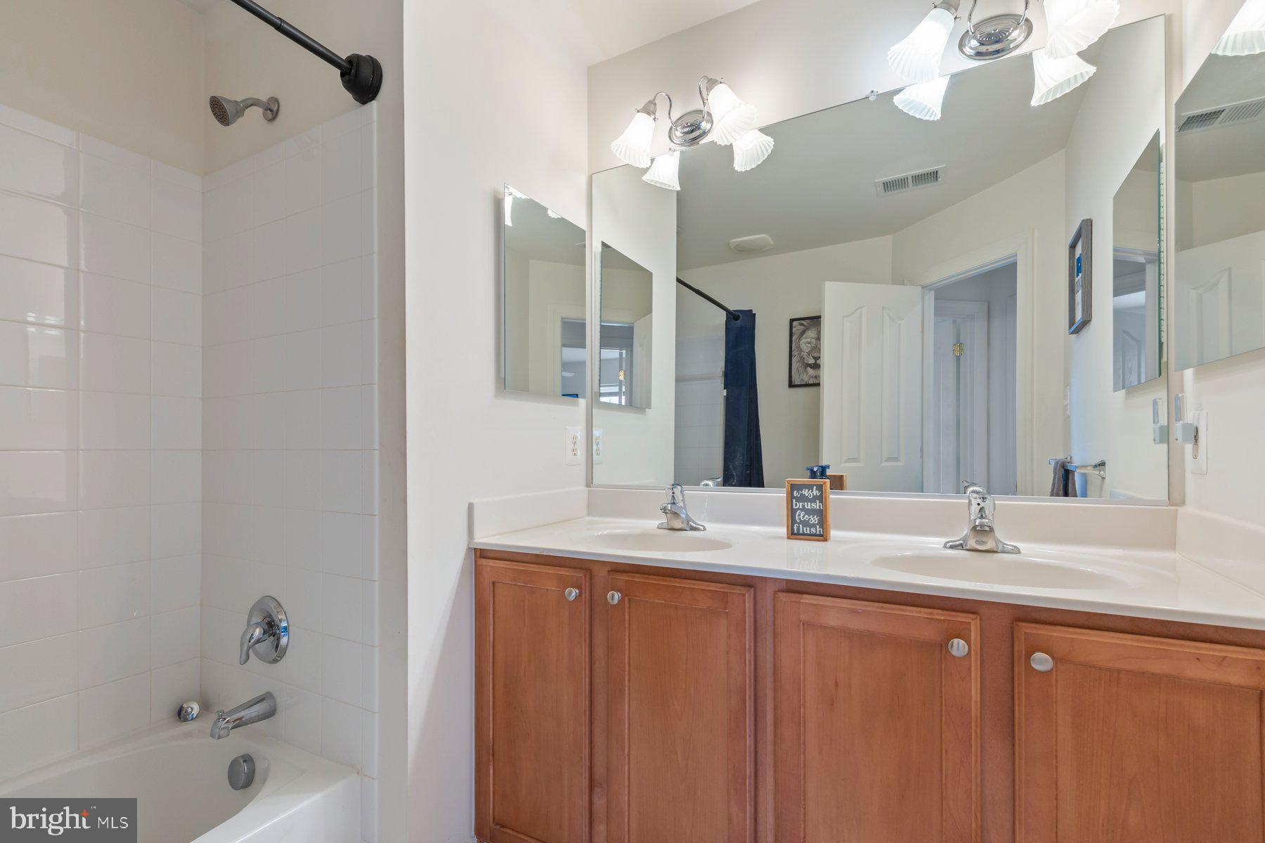 TUSCARORA CREEK - Residential